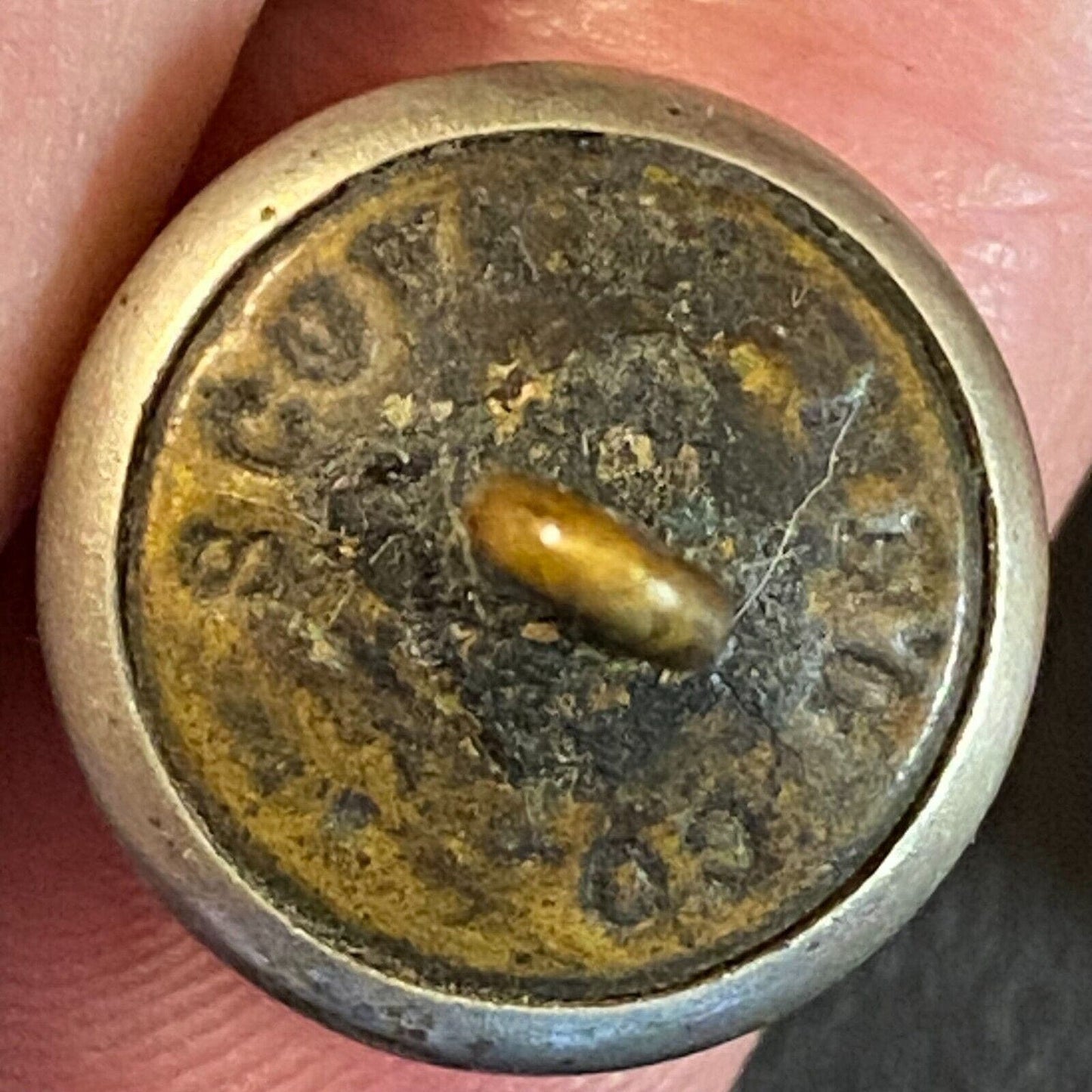 Lackawanna Railroad Uniform Button - Convex Scovill Mfg. Co. 15mm