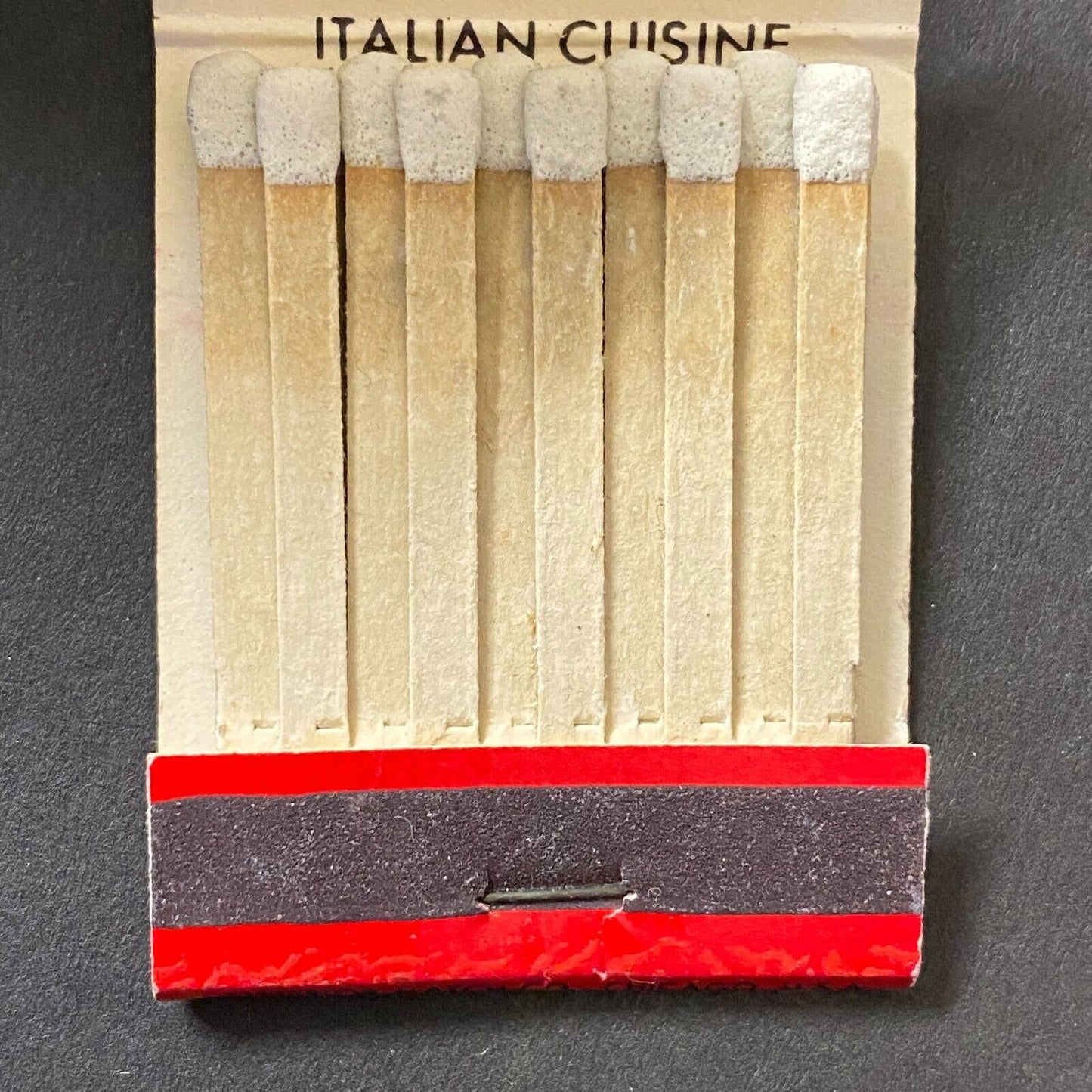 "The Winery" Restaurant Chicago Full Matchbook c1960's-74 Scarce VGC