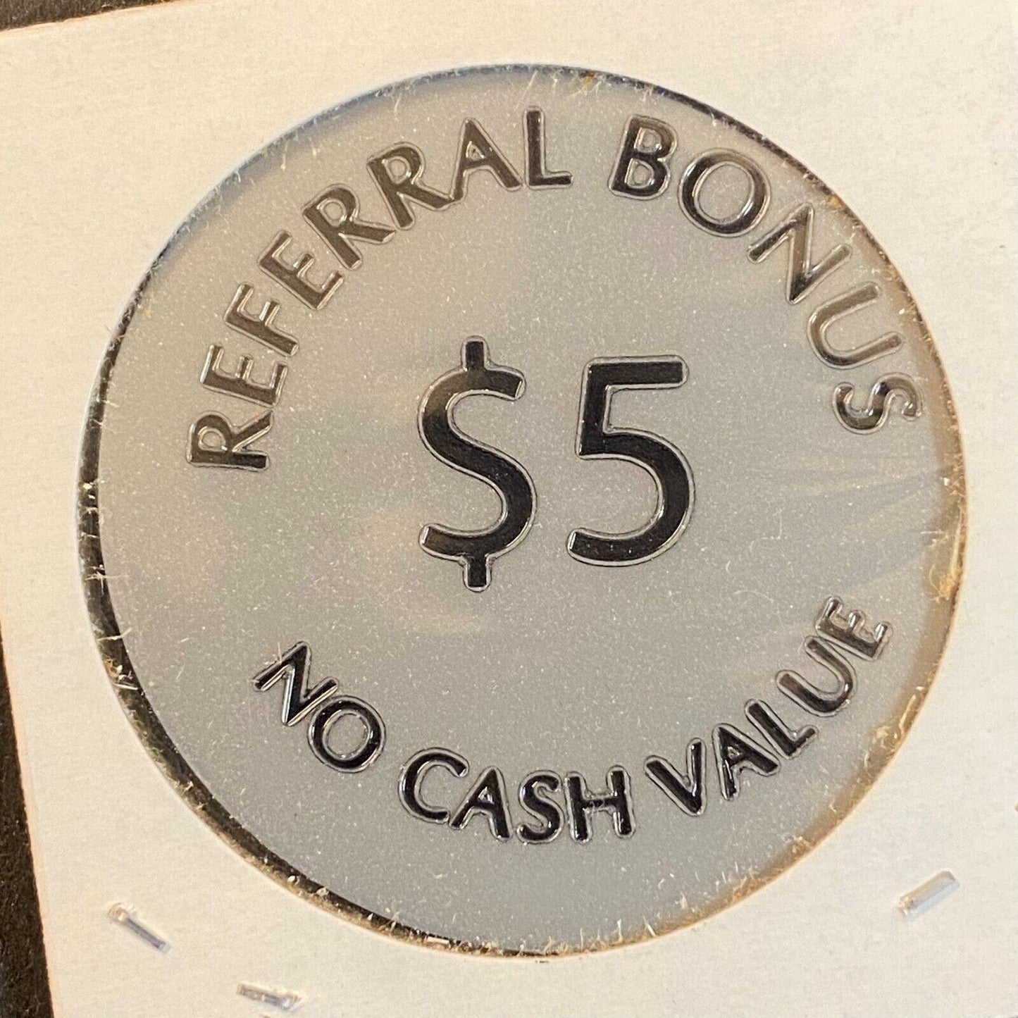 Harrisburg, PA Salon Edjii c2013 Plastic "$5 Referral Bonus" Token