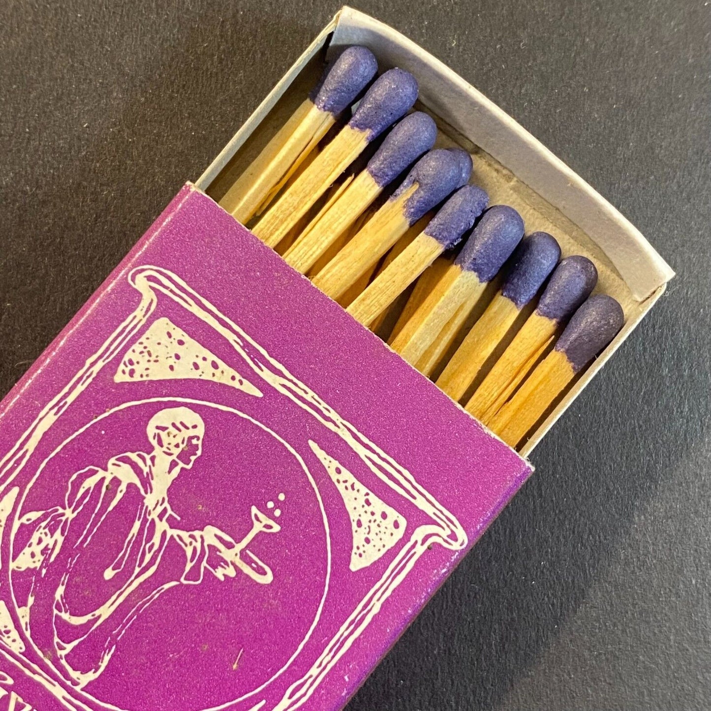 Gypsy Sweethearts Restaurant Lounge Ogunquit, ME Vintage Matchbox Scarce