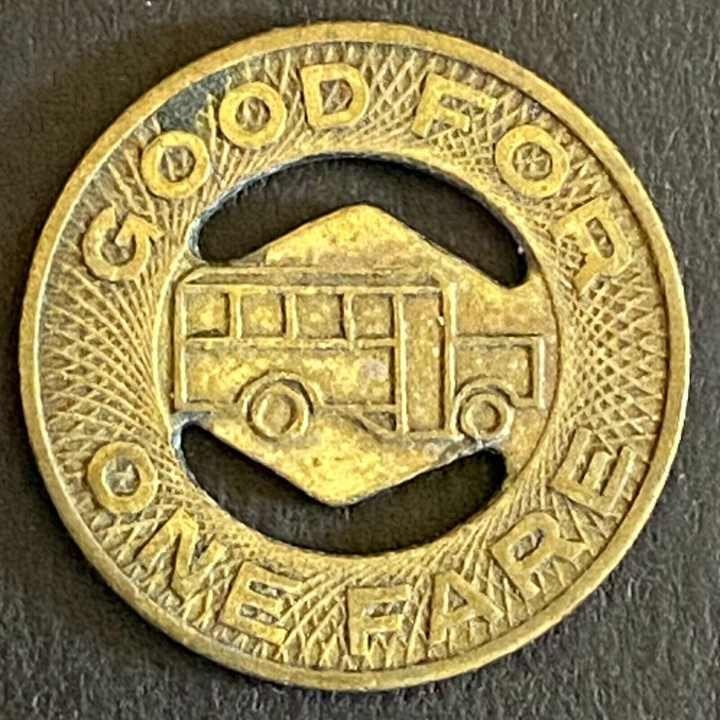 Elkhart Motor Coach Corp 'n G/F One Fare Bus Transit Token 16mm