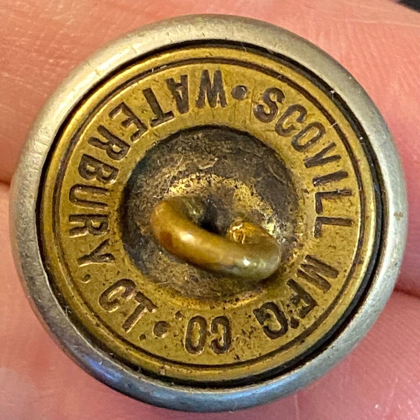 Lackawanna R.R. Railroad Uniform Button - Convex Scovill Waterbury 20mm