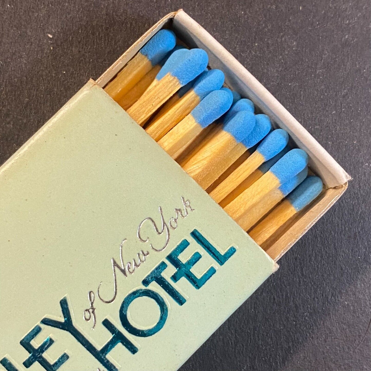 Harley Hotel (1981 - 85) Helmsley 42nd St. NYC Vintage Matchbox