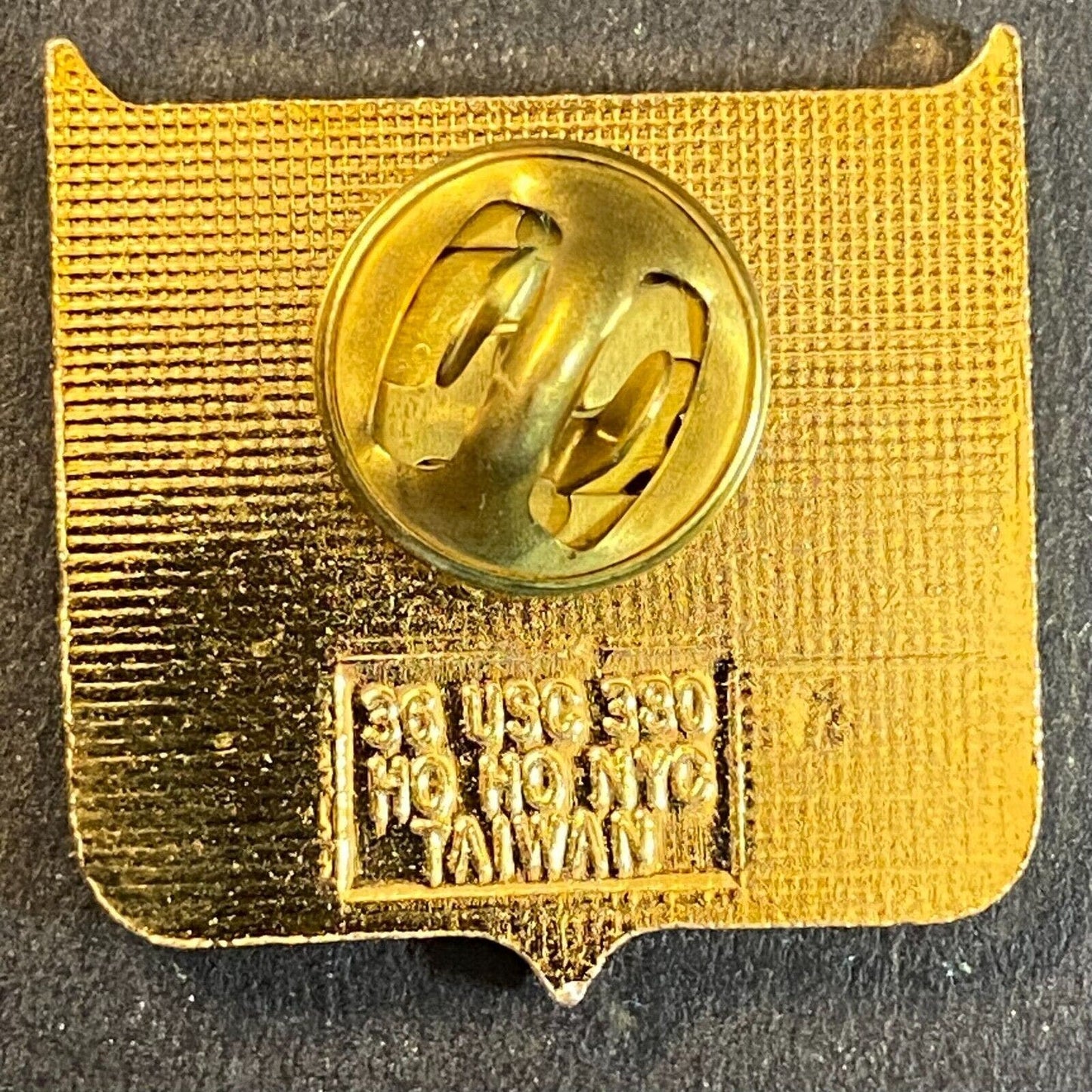 1992 Olympics Bobsled Albertville Enameled Lapel Pin 26mm VGC