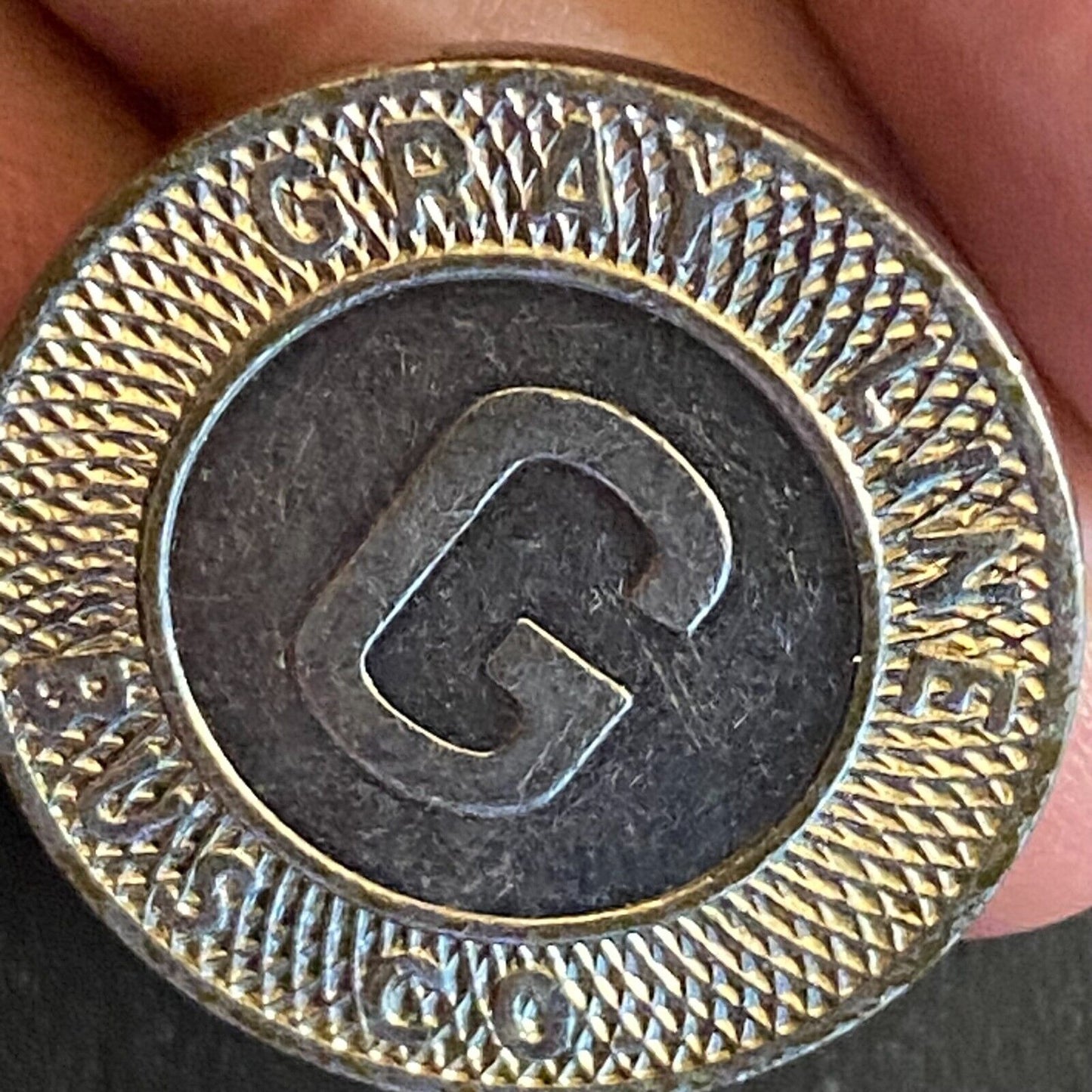 Gray Line Bus Co. (Bridgeport, CT) G/F One Fare Transit Token 23mm