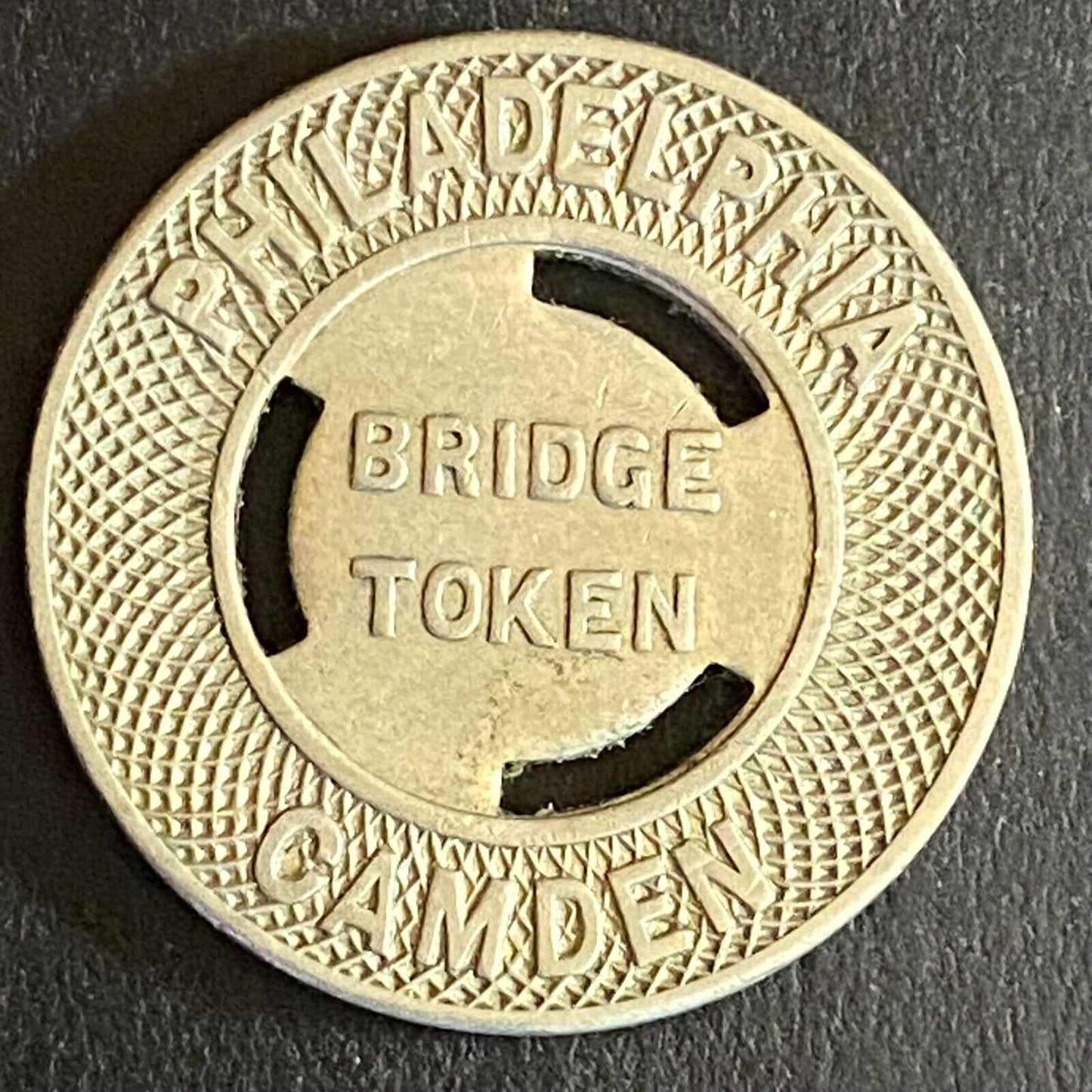 Delaware River Bridge Line Philadelphia / Camden PTC Bridge Token - 23mm