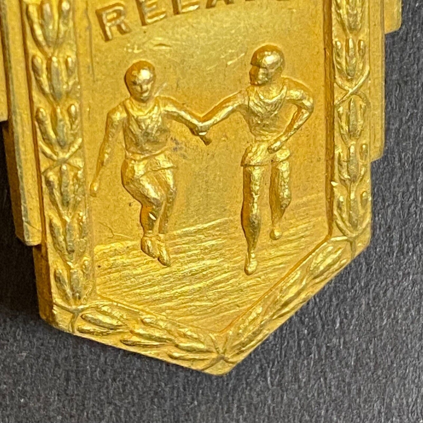 L.A. City High Schools Relays Award Medal 23 x 36mm 11g c1935-40's Los Angeles
