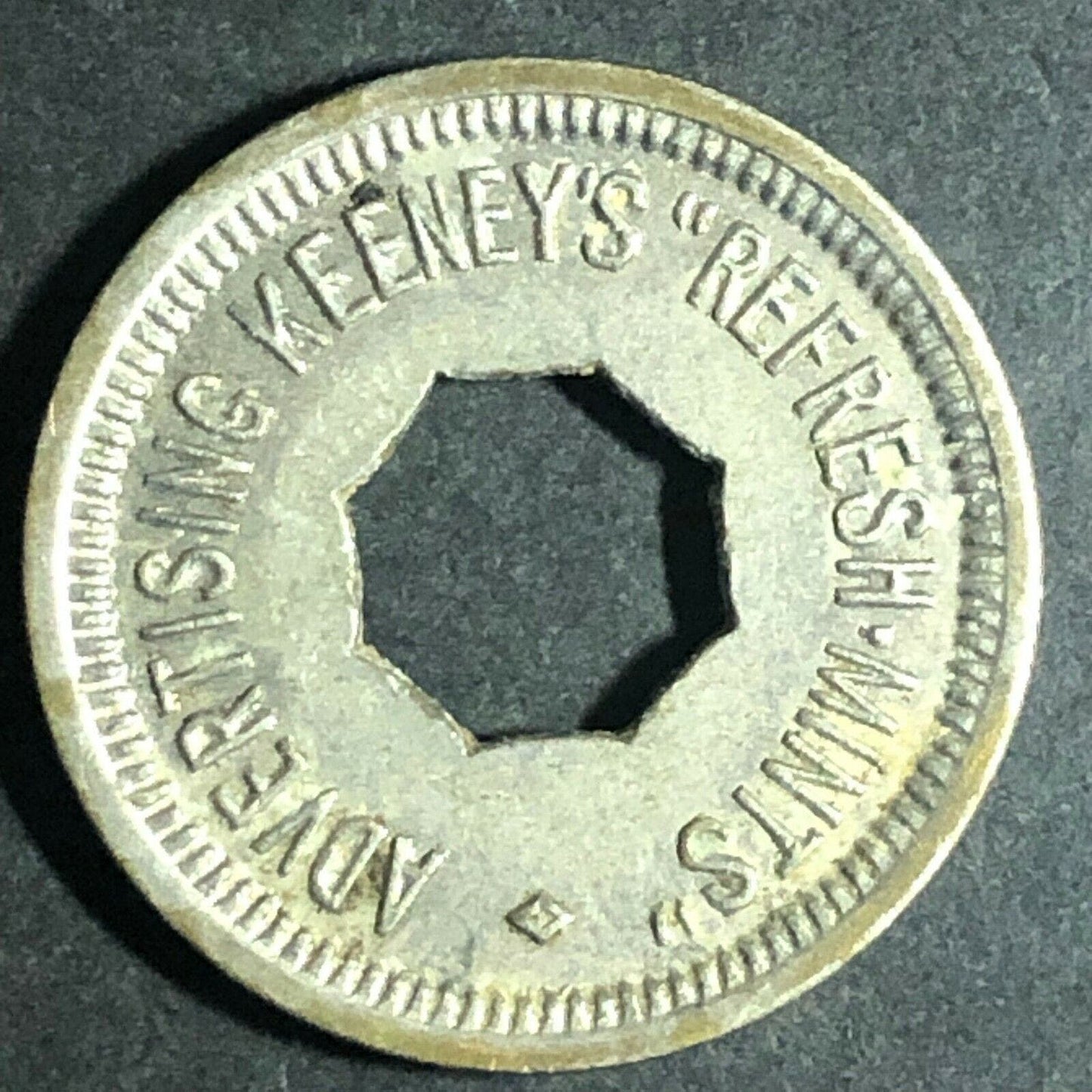Vintage 21mm Brass "Advertising Keeney's Refresh Mints" G/F Donut Token