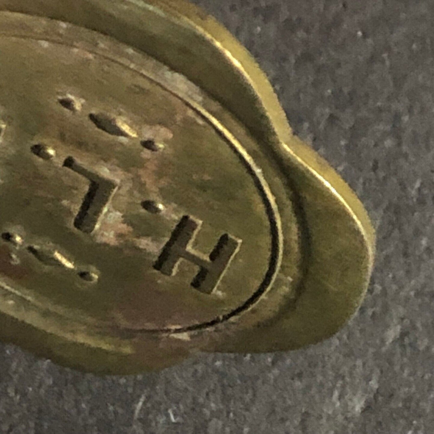 H.L.N. (H.L. Nicholas Waverly, NY) G/F 5c In Trade Brass Token Scalloped 22mm