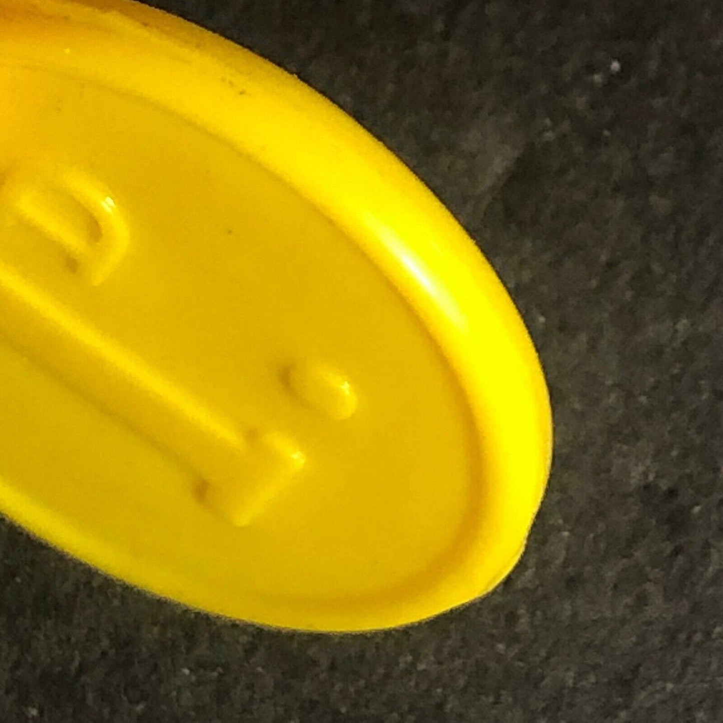 Oldham Transport England Plastic Token Yellow 1D 22mm c50's-60's