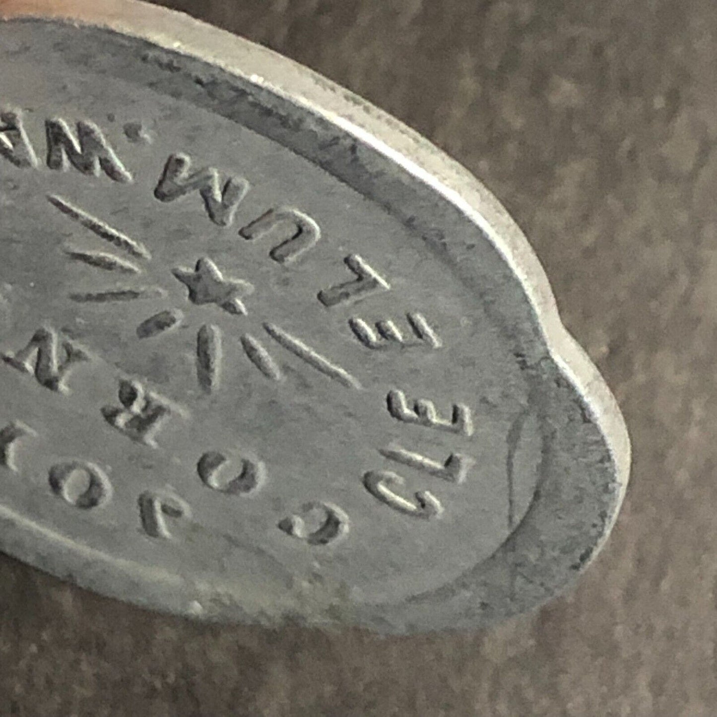 Joy's Corner Cle Elum, Washington Scalloped Aluminum G/F 10c Trade Token -- 28mm