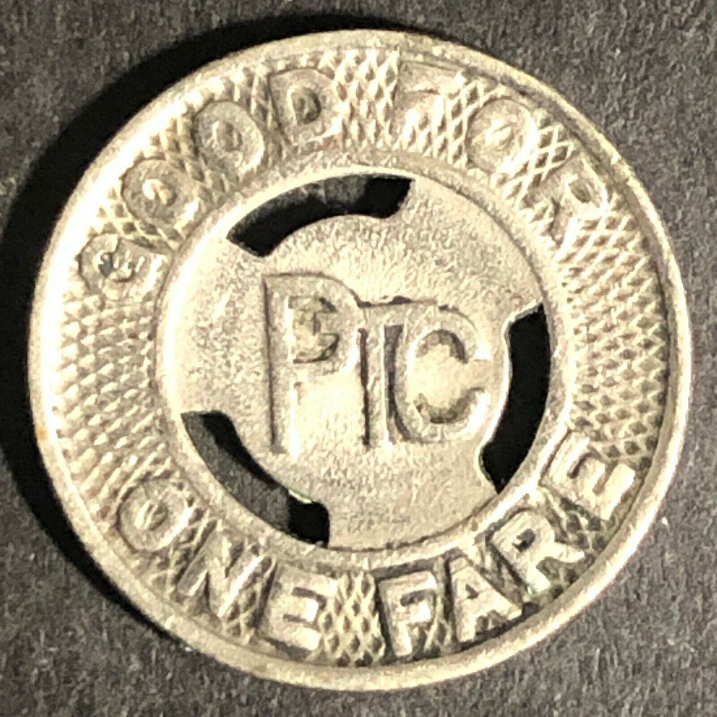 c1940's Brass Good For One Fare Transit Token Philadelphia PTC 16mm (1859)
