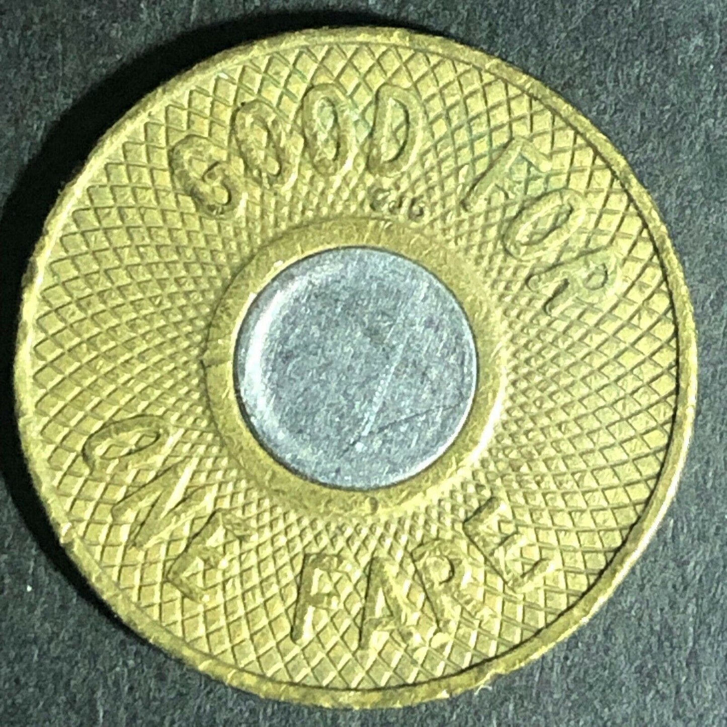 c1988 New York City Transit Authority G/F One Fare Bimetallic Token 22mm (1843)
