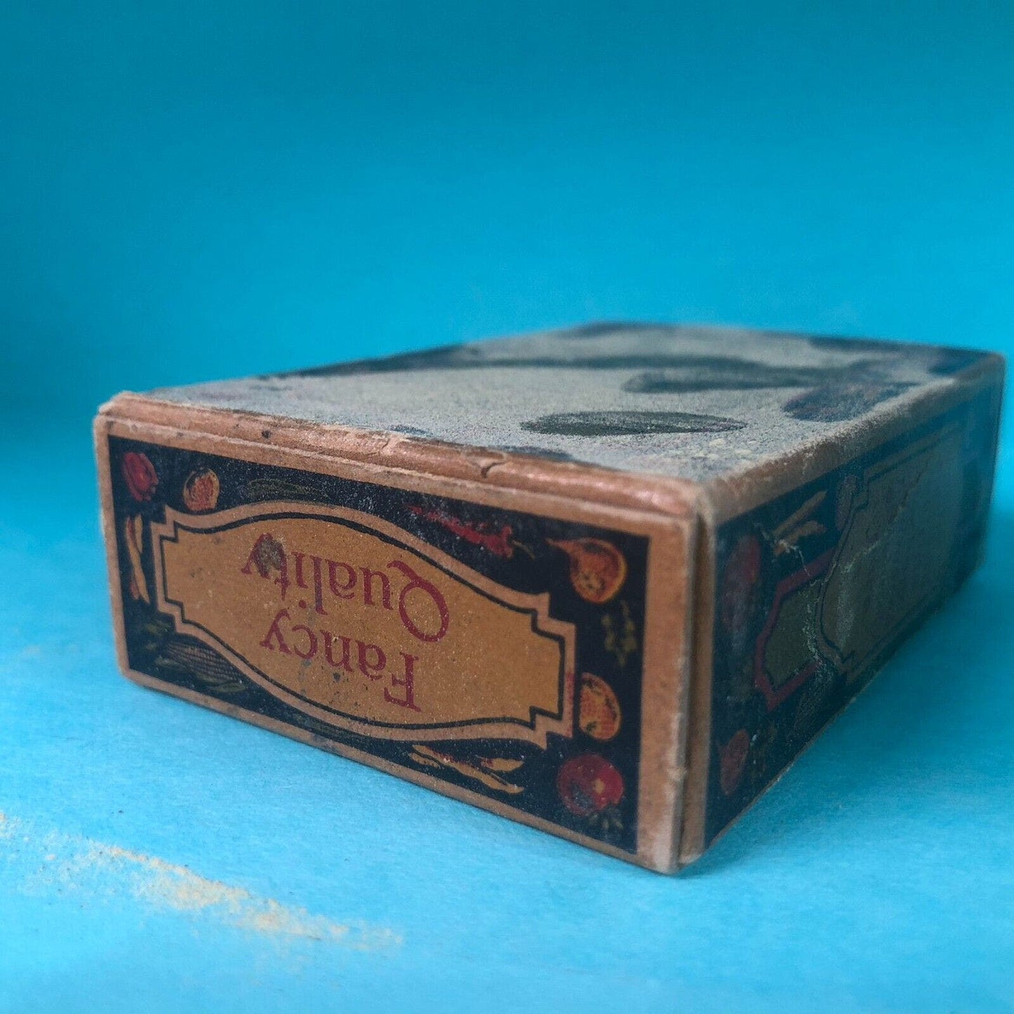 Minneopa Brand Whole Cloves Spice Tin 3 1/4"h Fiber Box c1930's-40's Scarce