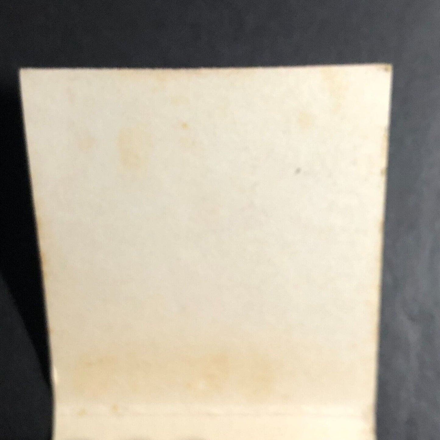 Kings Inn / Peasants Pub Oak Lawn, IL Near Full (-1) Matchbook c1968-73