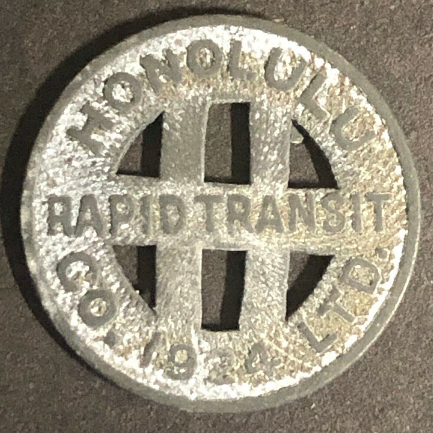 1924 Ltd. 16mm Honolulu Rapid Transit G/F One Full Fare Zinc Transit Token HI