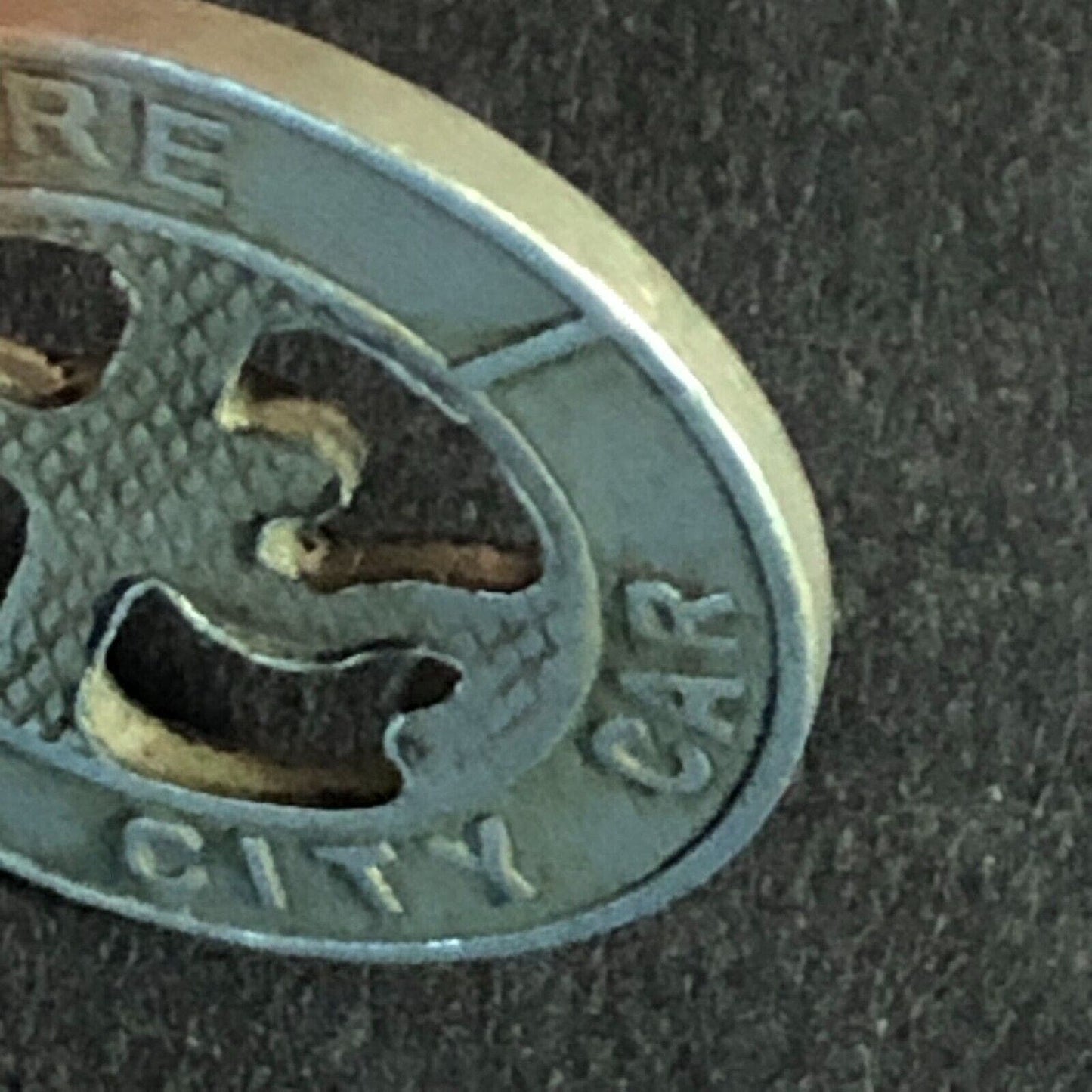 Kentucky Traction Terminal Co. (Lex.) WM Half Fare City Car Transit Token 18mm
