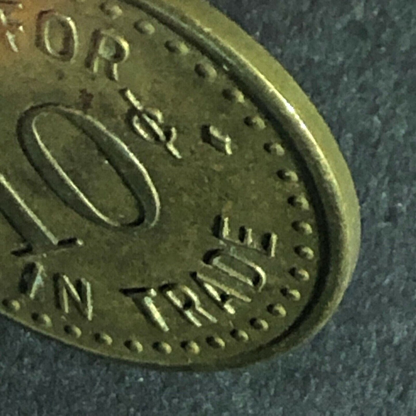Herb's Bar Rockford, Minn. G/F 10c In Trade Brass Token 22mm