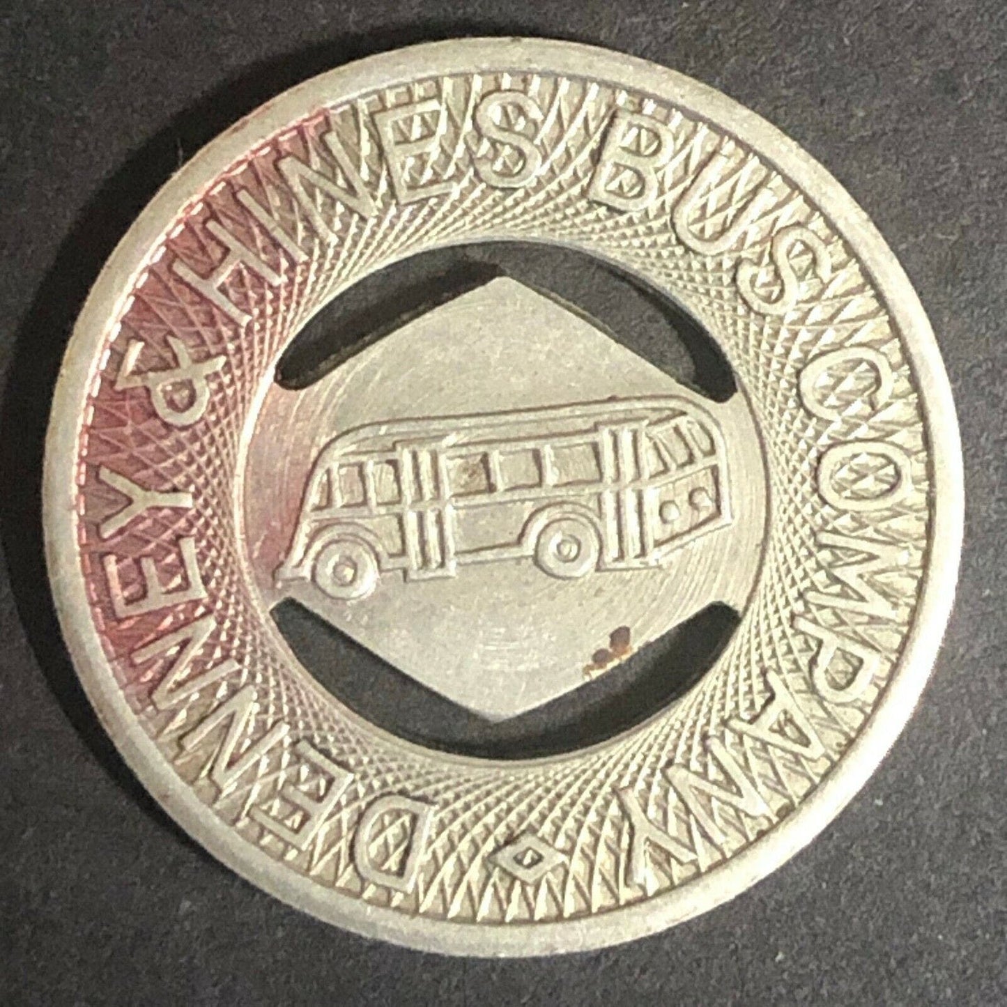 c1940's 21mm Denney & Hines Bus Company G/F One Fare Token Muncie Indiana (1512)