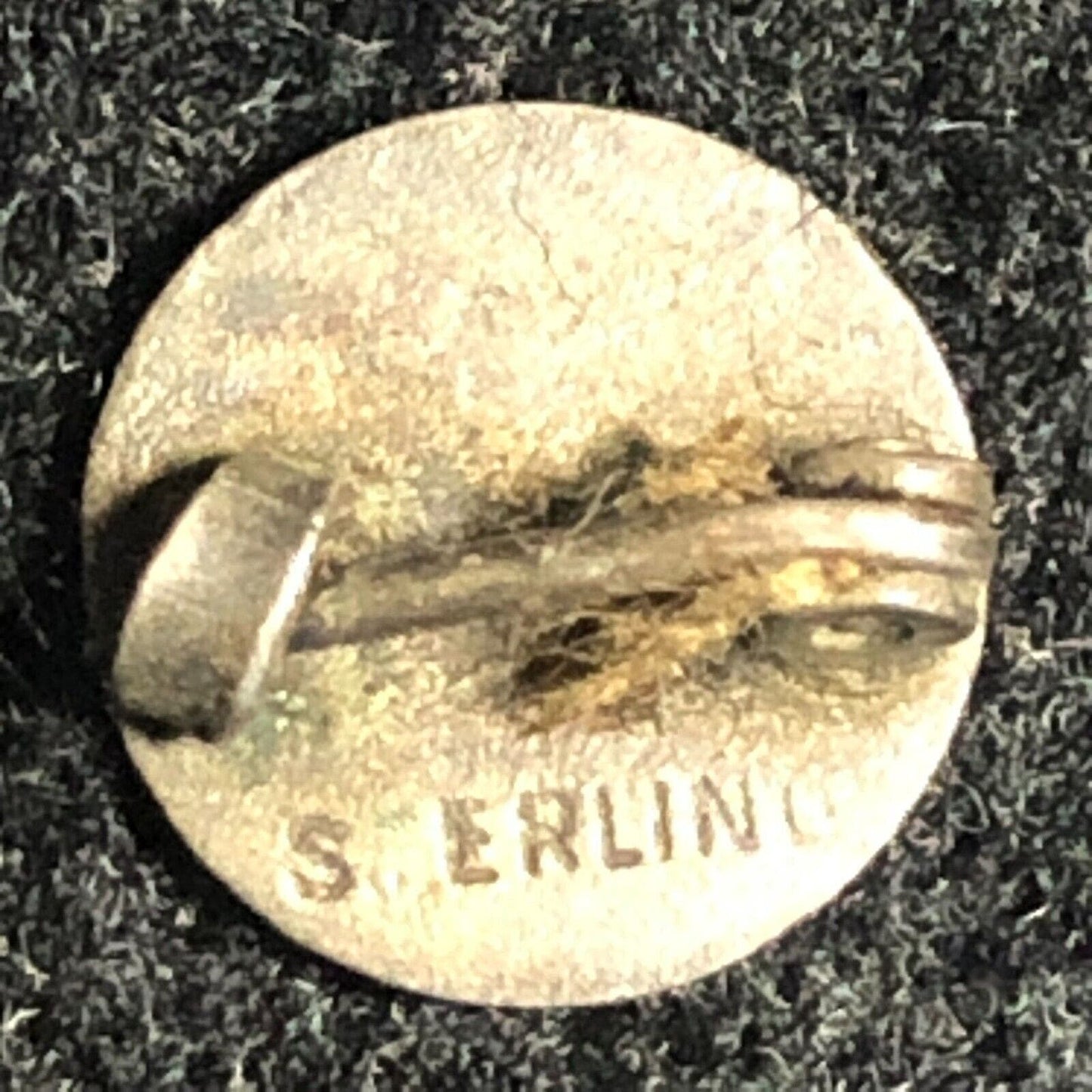 Vintage Green Enameled "Q" Pinback Lap Pin - Sterling