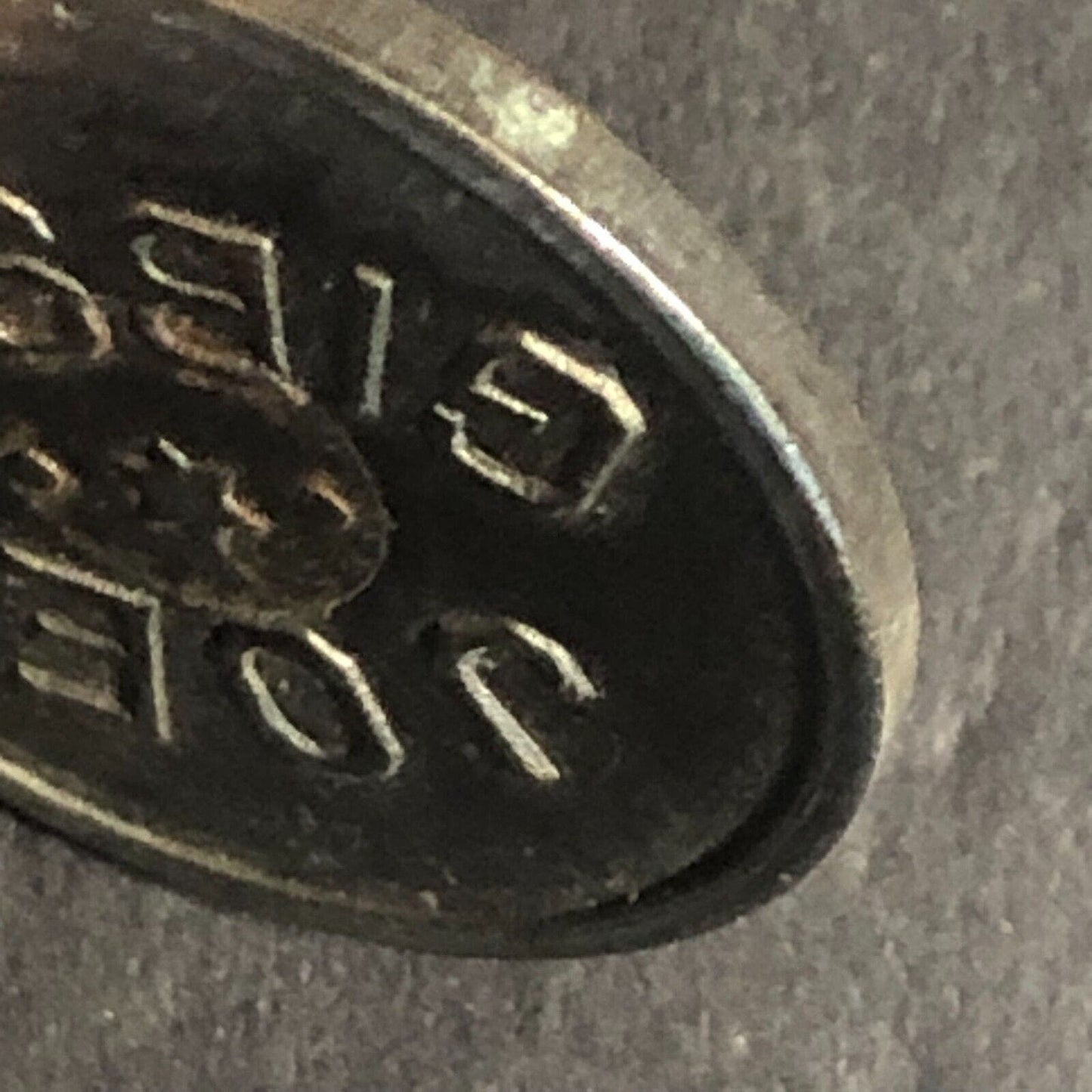 Joe Gibson (Amusement ? Minnesota ?) White Metal Trade Token 21mm