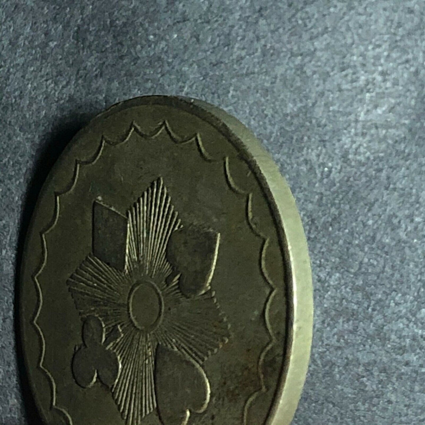 Vintage U.S. 22mm Brass Radiant Four Suits "1" - Counter Gaming Token