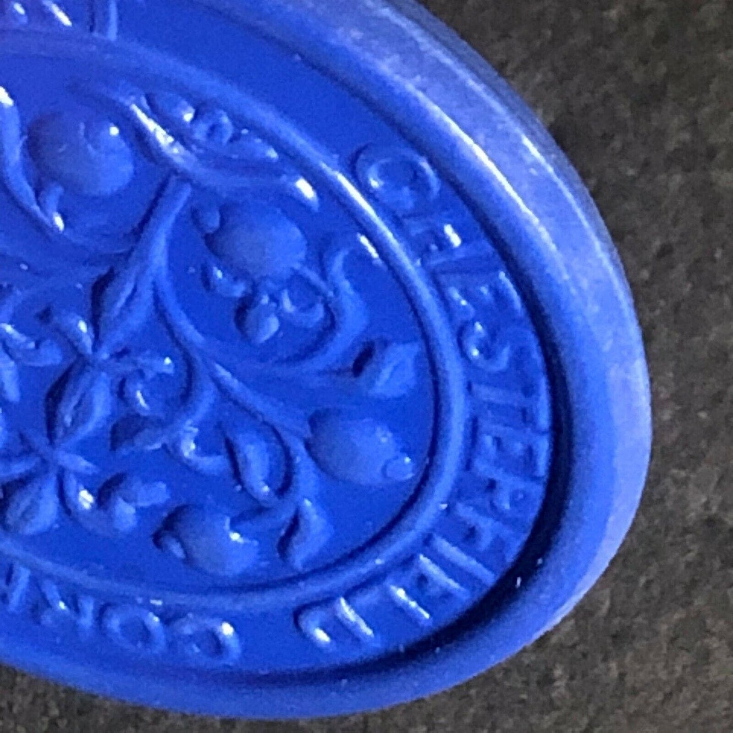 Chesterfield Transport England Plastic Token Blue 2D 23mm c50's-60's