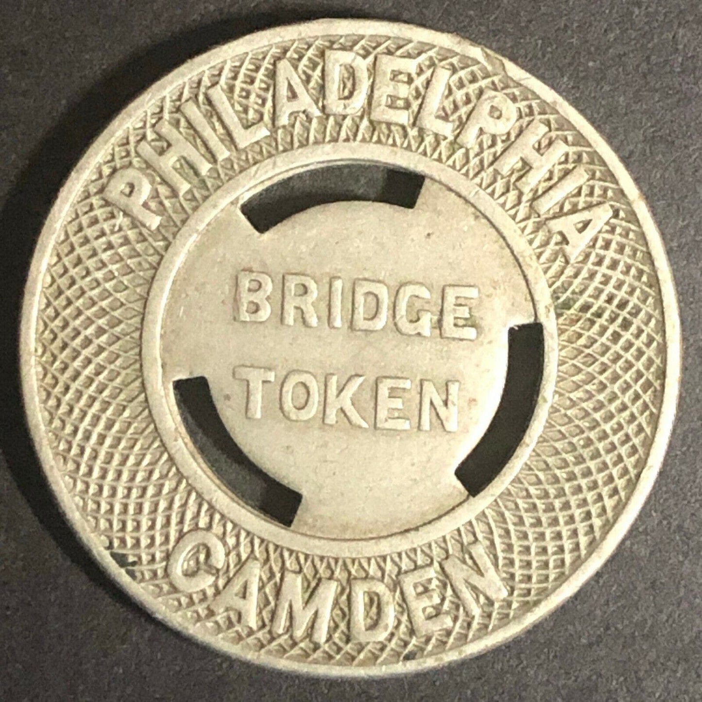 22mm Delaware River Bridge Line Camden - Philadelphia Transit Token (1656)