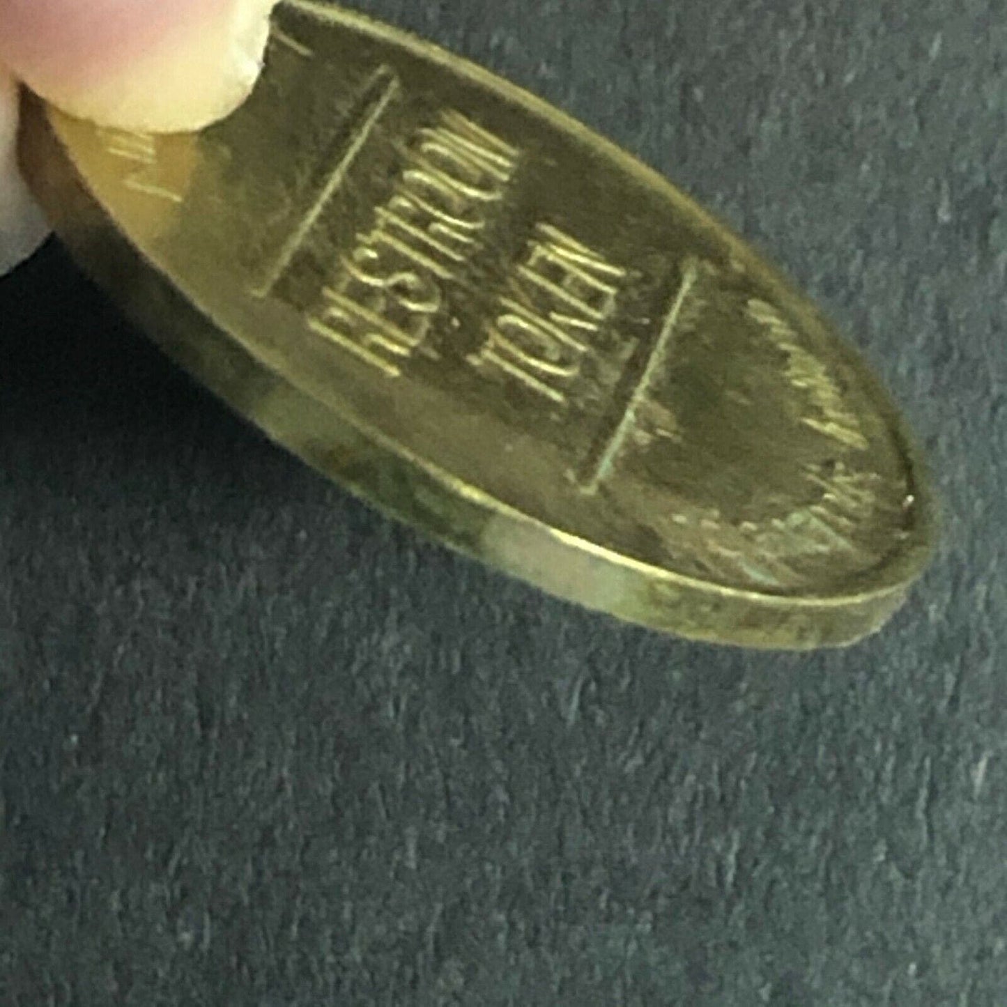 16.5mm Nik-O-Lok Indianapolis, IN Brass Restroom Token - Fauver Collection