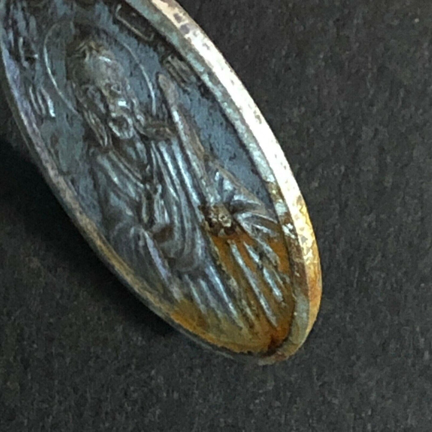 Vintage 24mm 2gm c1960's-70's St. Jude Pendant