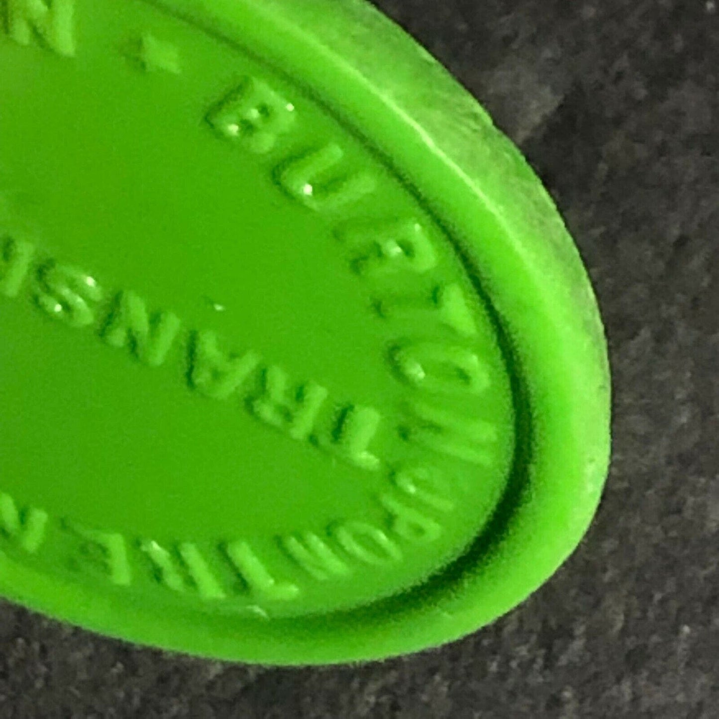 Burton-Upon-Trent England Plastic Transport Token Green 2 1/2D 21mm c50's-60's