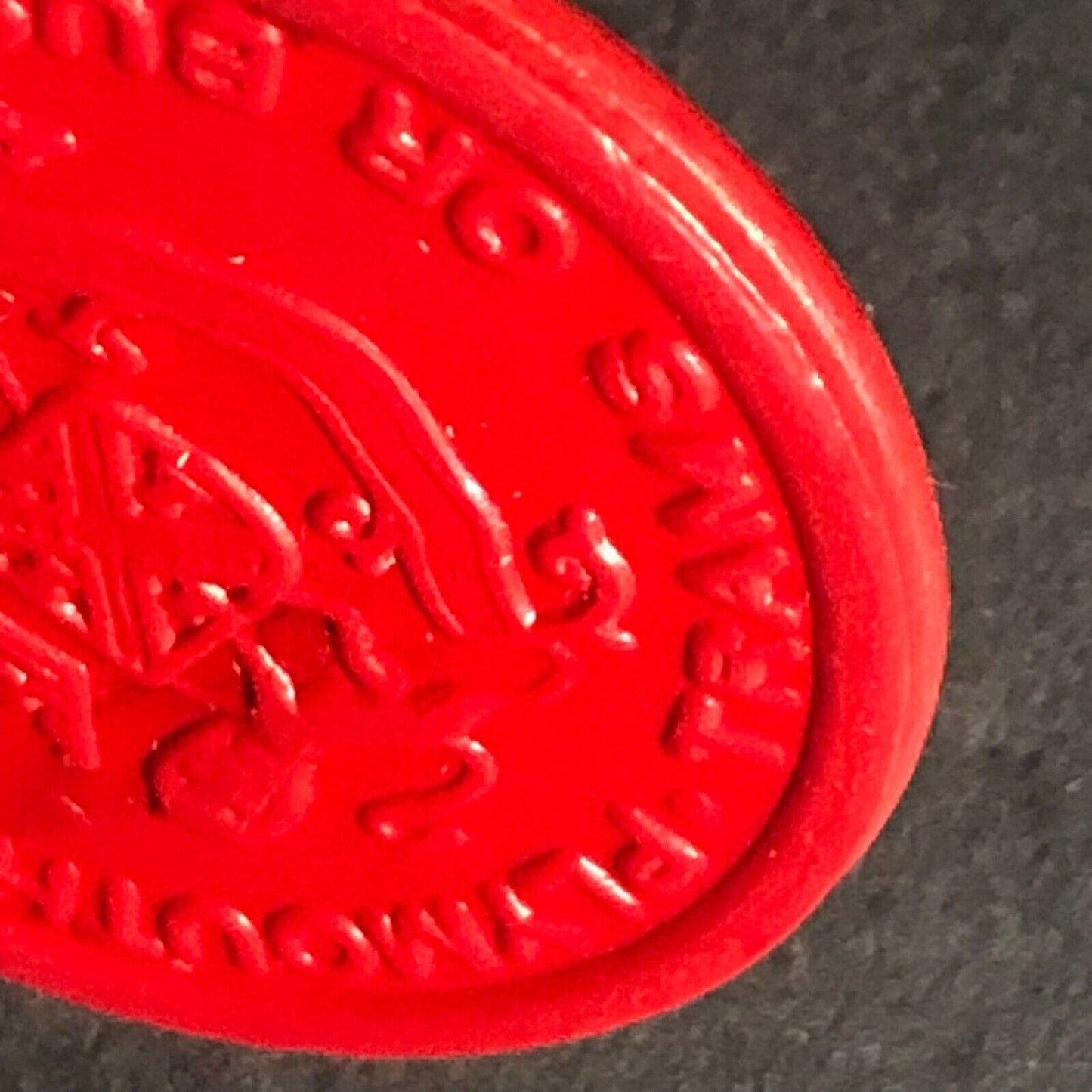 Plymouth Trams Buses School England Plastic Token Red 3D 25mm c50's-60's