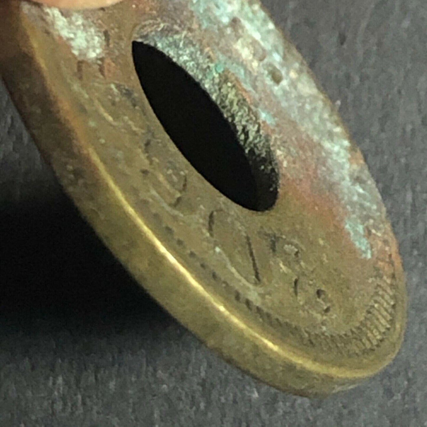 21.15mm Vintage Brass Donut "Good For 5c In Trade" Token 30681 - Fauver Coll.