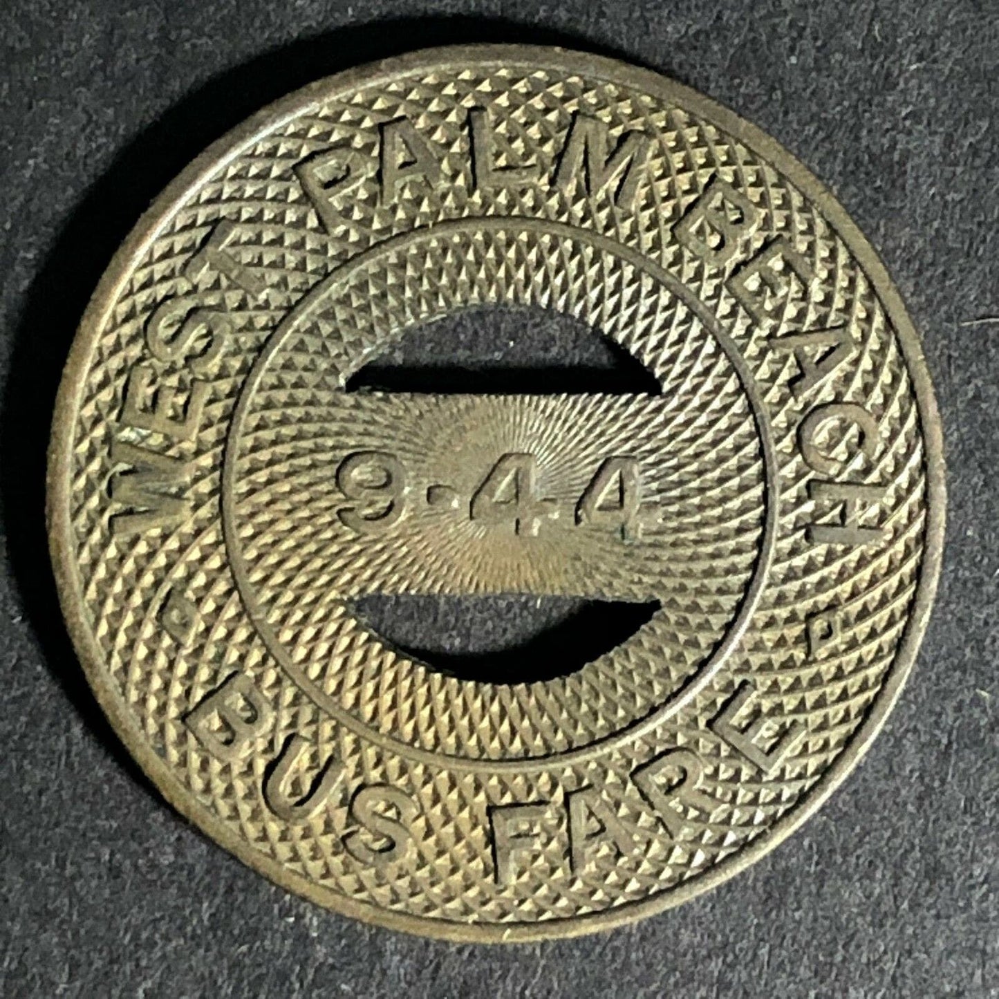 Vintage Florida Cities Bus Co. West Palm Beach Bus Fare Transit Token 23mm