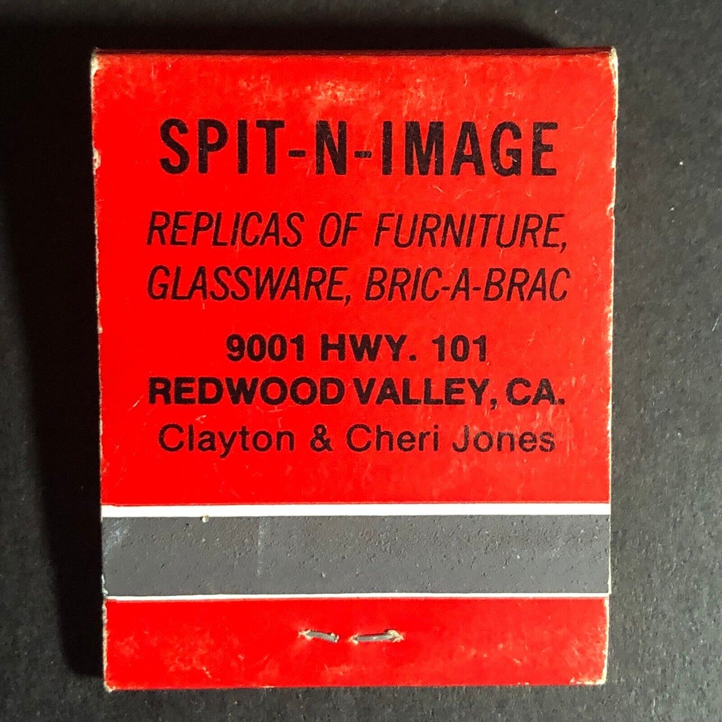 Spit-N-Image Furniture Replicas Redwood Valley 20-Strike Full Matchbook c1975-85