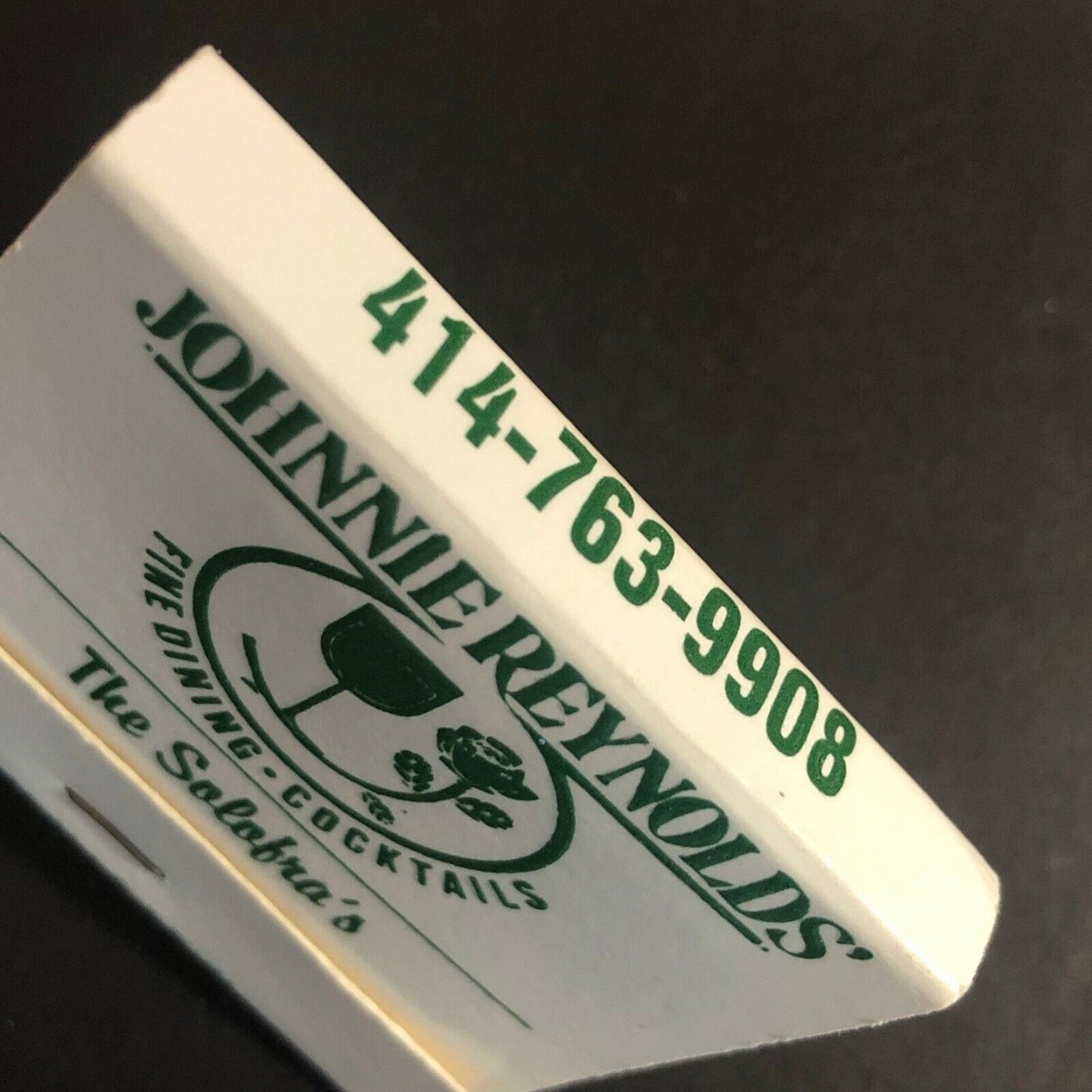 Scarce Vintage c1970's-80's Full Matchbook Johnnie Reynolds Restaurant Lyons, WI