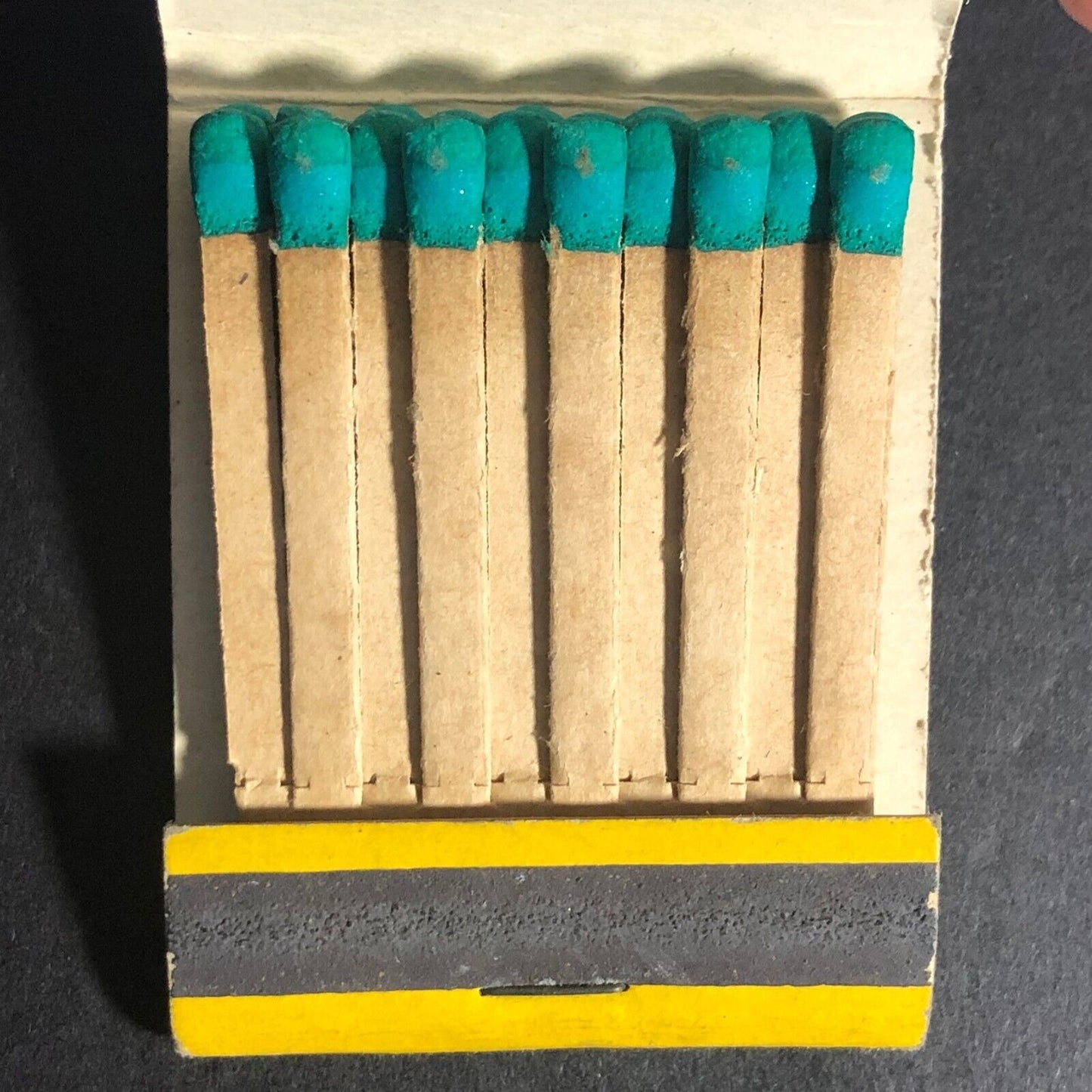 Fireside Inn Beaumont, CA 20-Strike Full Matchbook c1940's Scarce