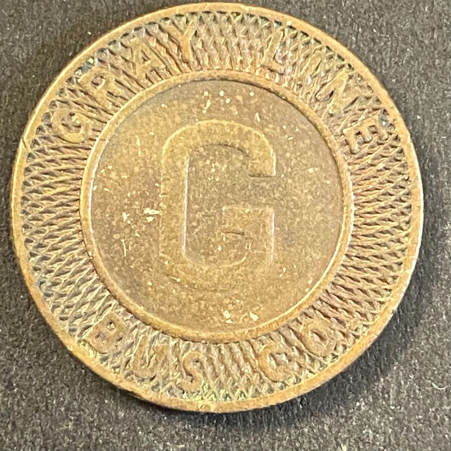 Gray Line Bus Co. (Bridgeport, CT) G/F One Fare Transit Token - 23mm