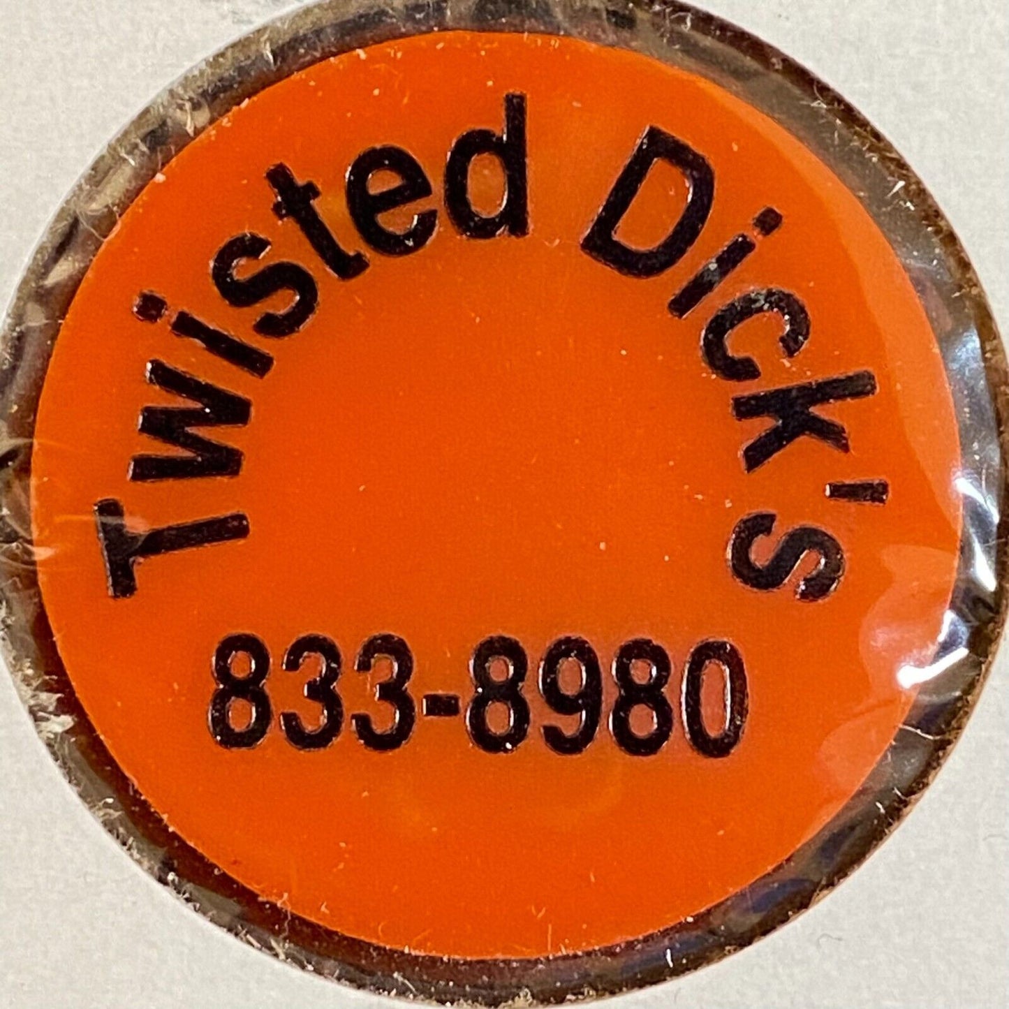 Meshoppen, PA Twisted Dick's (Bar & Grill) Plastic Token G/F "Mugs"