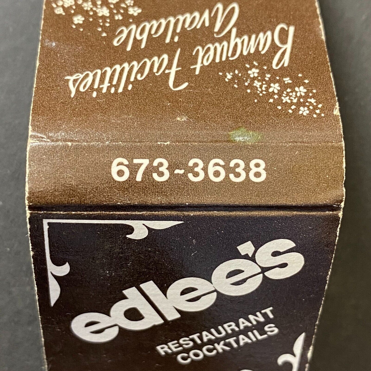 Edlee's Restaurant Lincolnwood, IL Full Matchbook c1974-80's VGC Scarce
