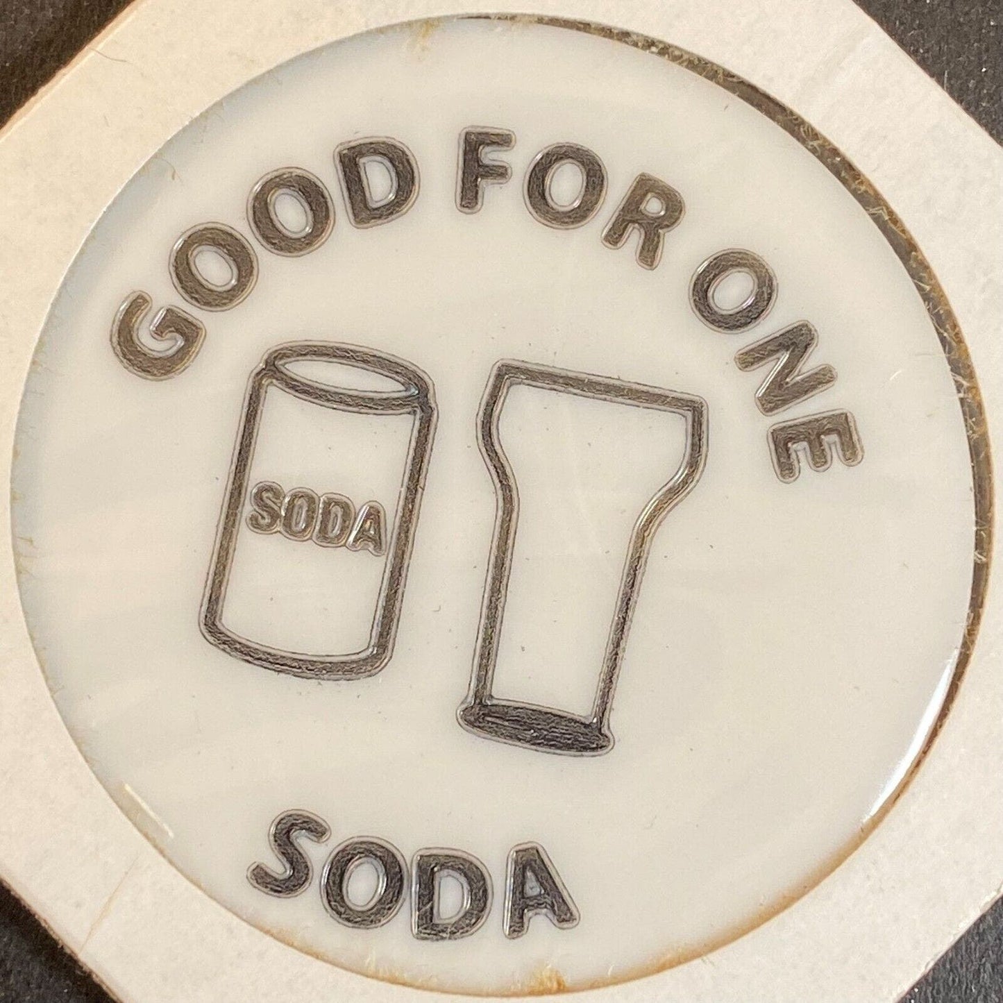 Hatfield, PA American Legion Post 933 c1970's-80's Plastic "G/F One Soda" Token