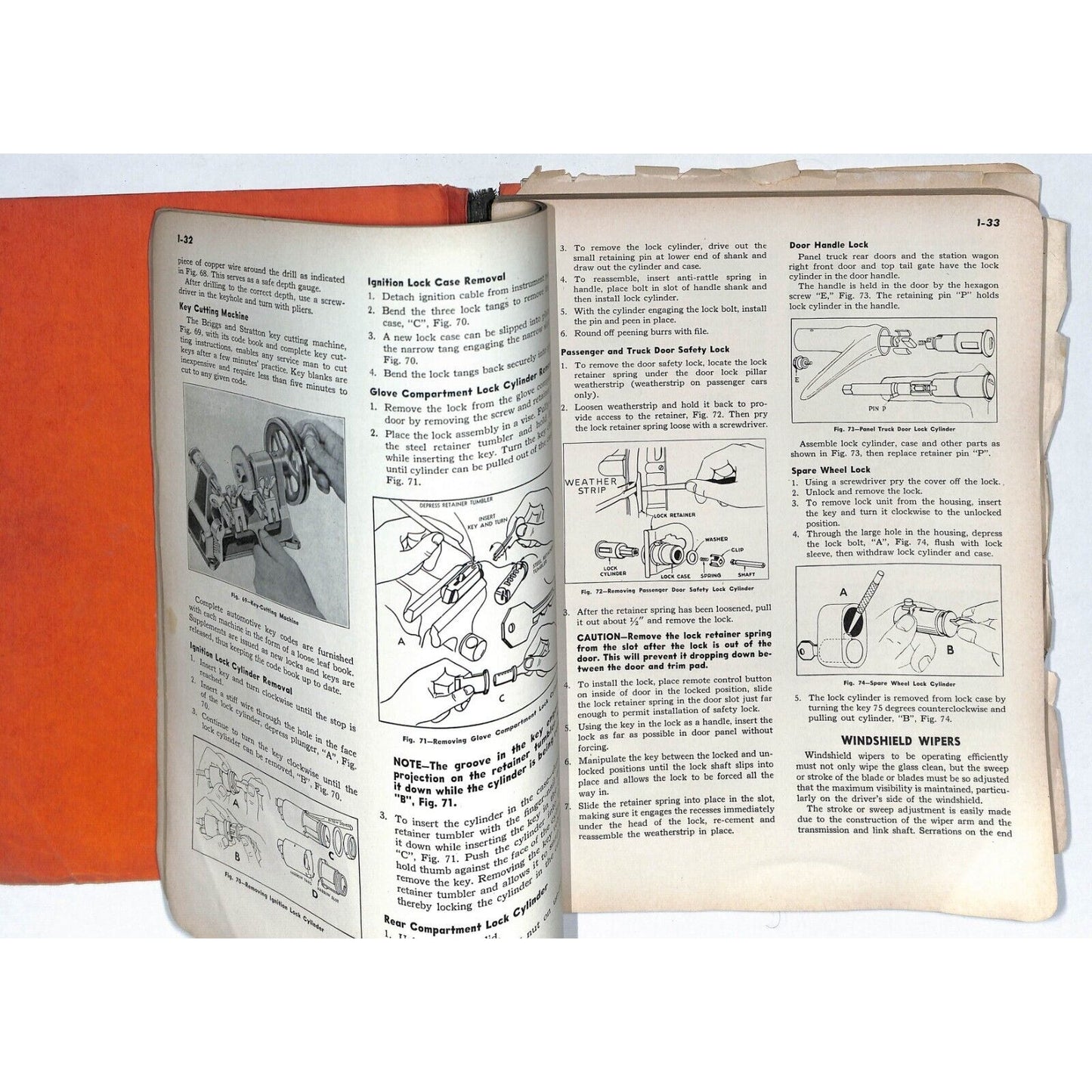 1942 Chevrolet shop Manual 200+pp 1 3/4 lbs. Detached Cover