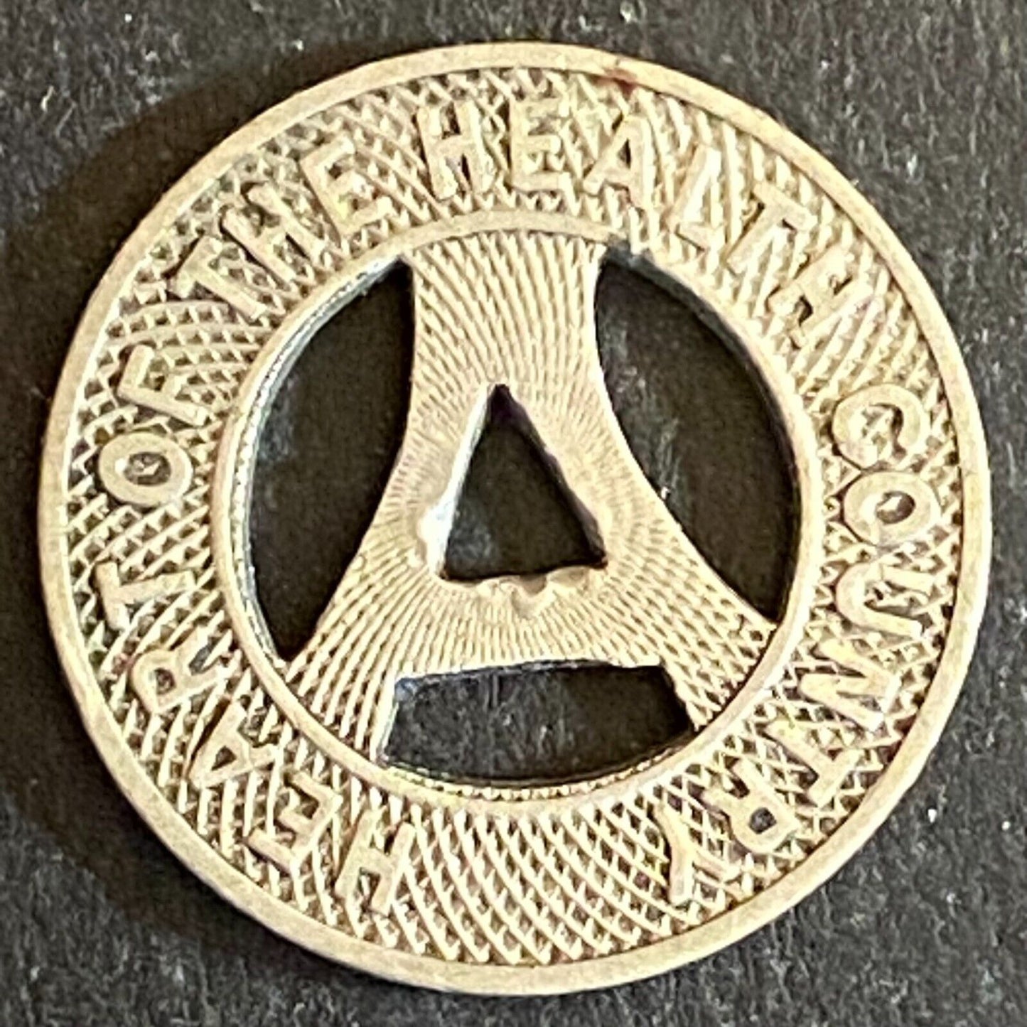 Albuquerque Bus Co. "Health Country" Transit Token 16mm VGC Hanging "A" (#15)