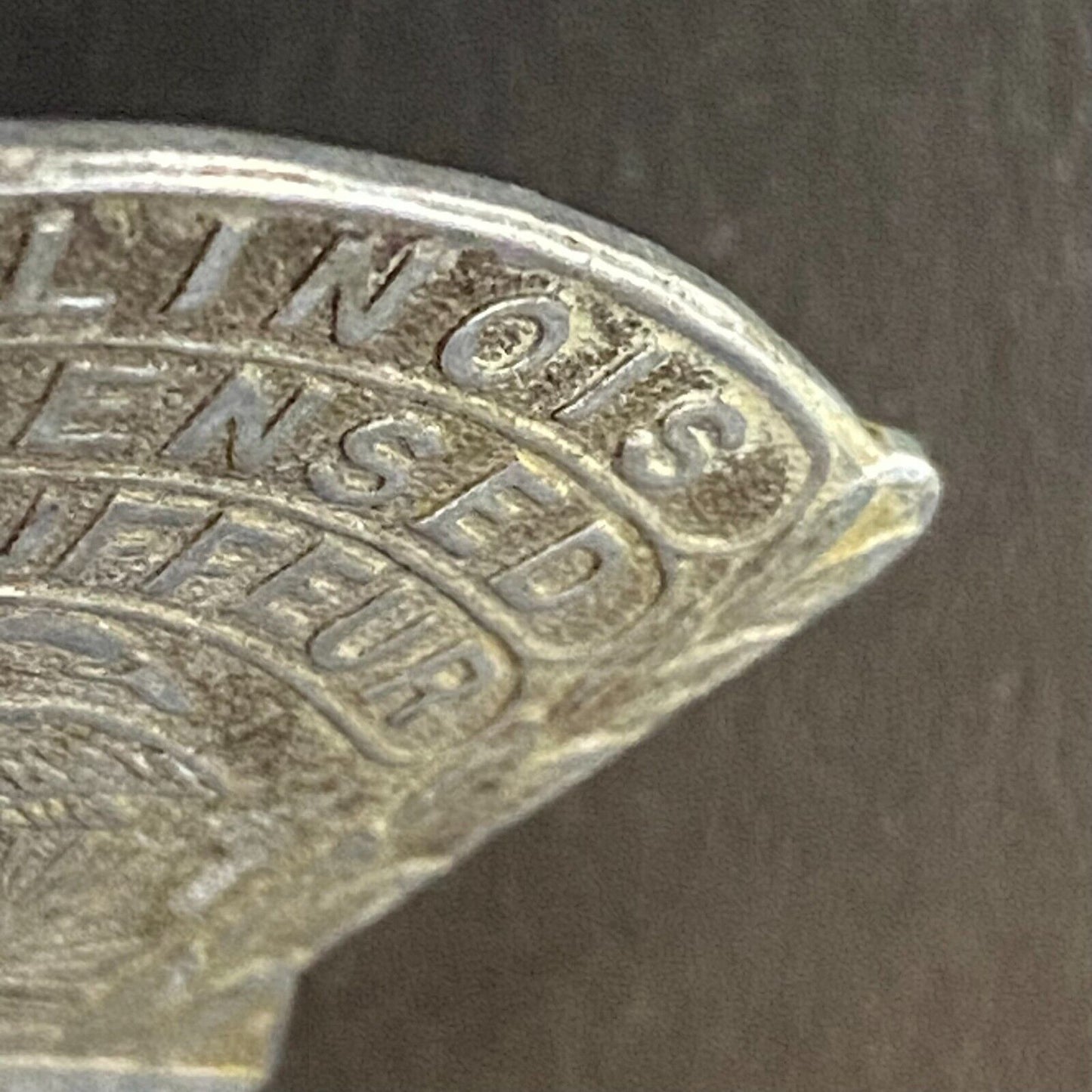 1945 Illinois Licensed Chauffeur Badge Metal Pin Back Driver #55453