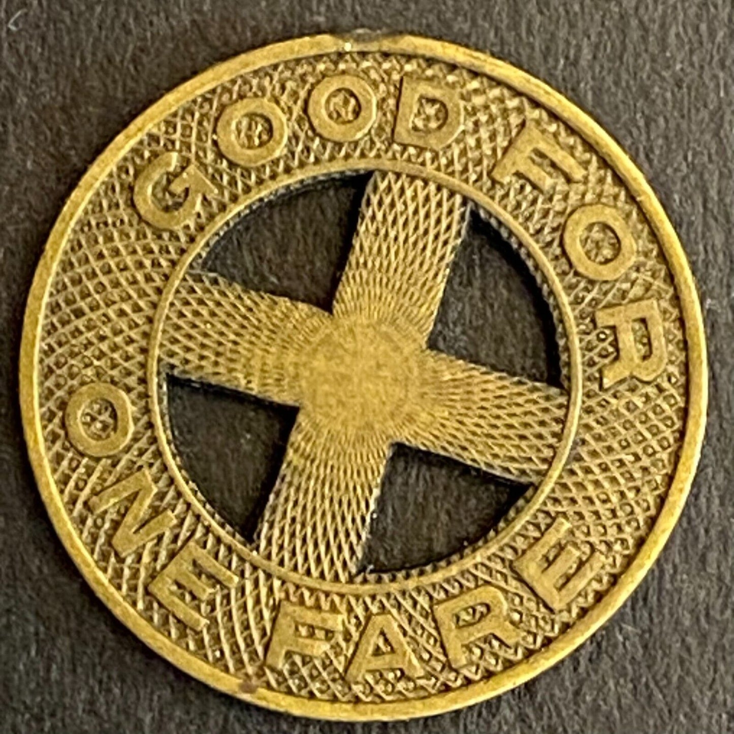 Bussard Bus Englewood Colo G/F One Fare Brass Transit Token c1946 Cross 16mm