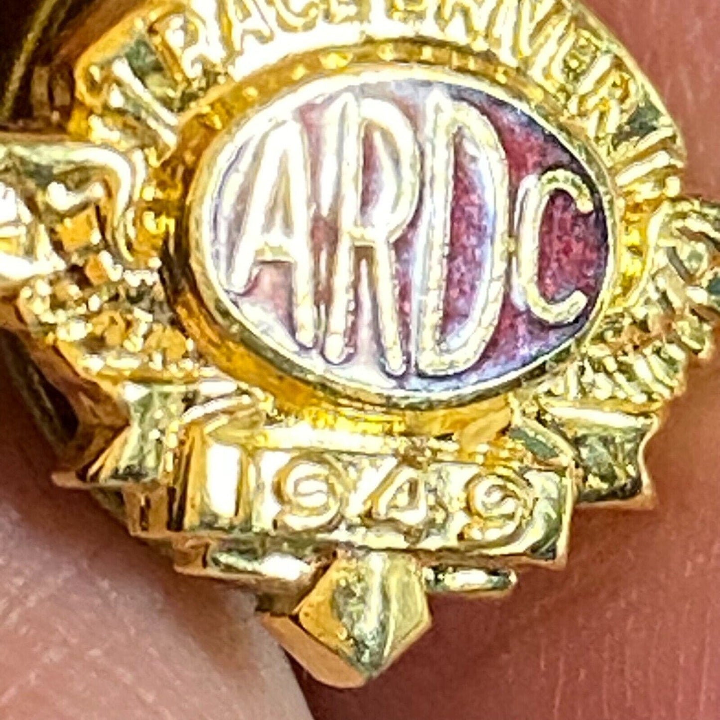 ARDC American Racing Drivers Club 1949 Enameled Lapel Pin "Race Driver" VGC