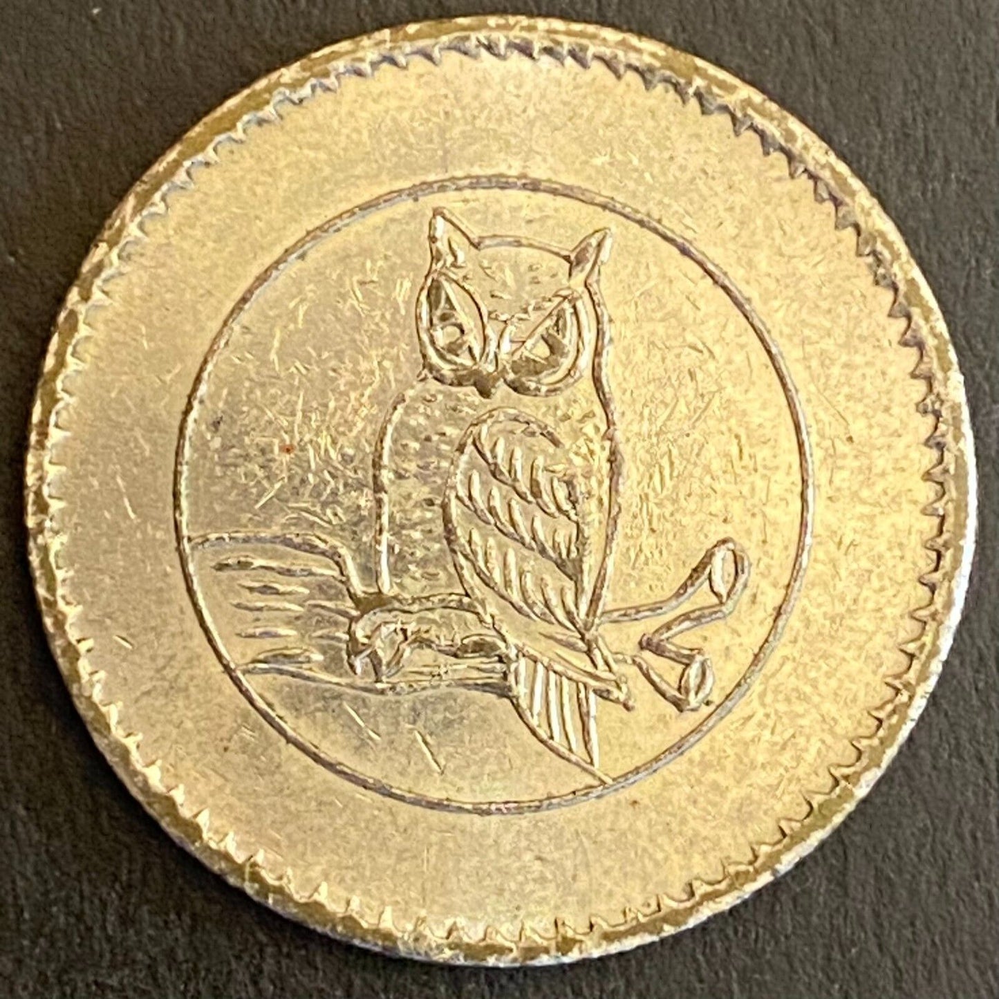Seoul Korea Walker Hill Military Token "Thin Owl - Small Moon" 25c 24mm (#13)