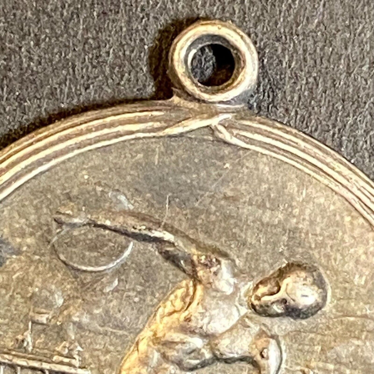 c1920's-40's Discus Throwing Medal ? / Pendant 25mm 5g