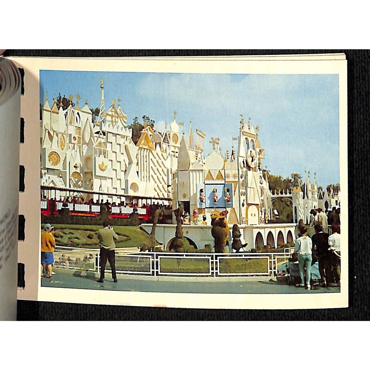 Disneyland Hi-Lites c1960's 12 Image Spiral Bound Card Stock Souvenir Booklet