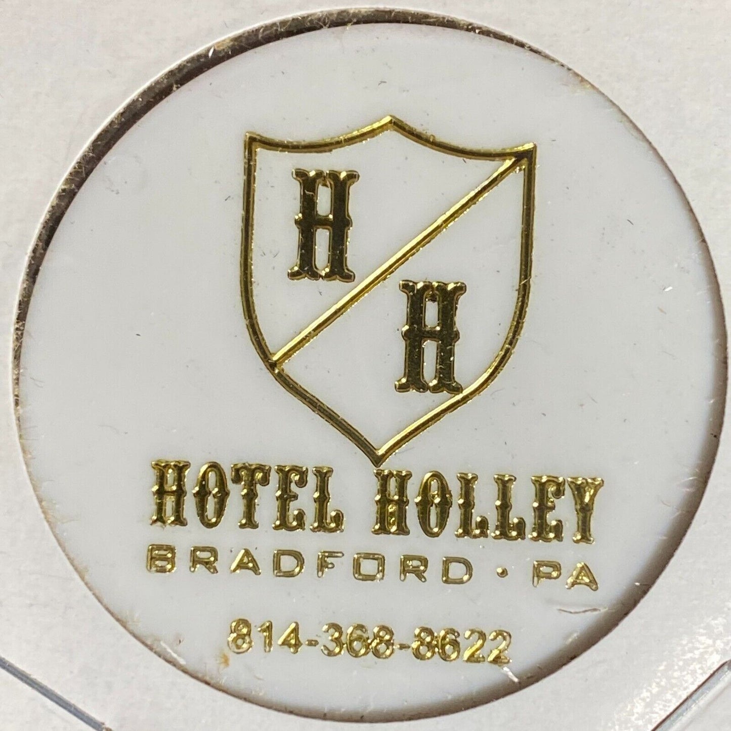 Bradford, PA Hotel Holley Plastic Token G/F One Drink (White)